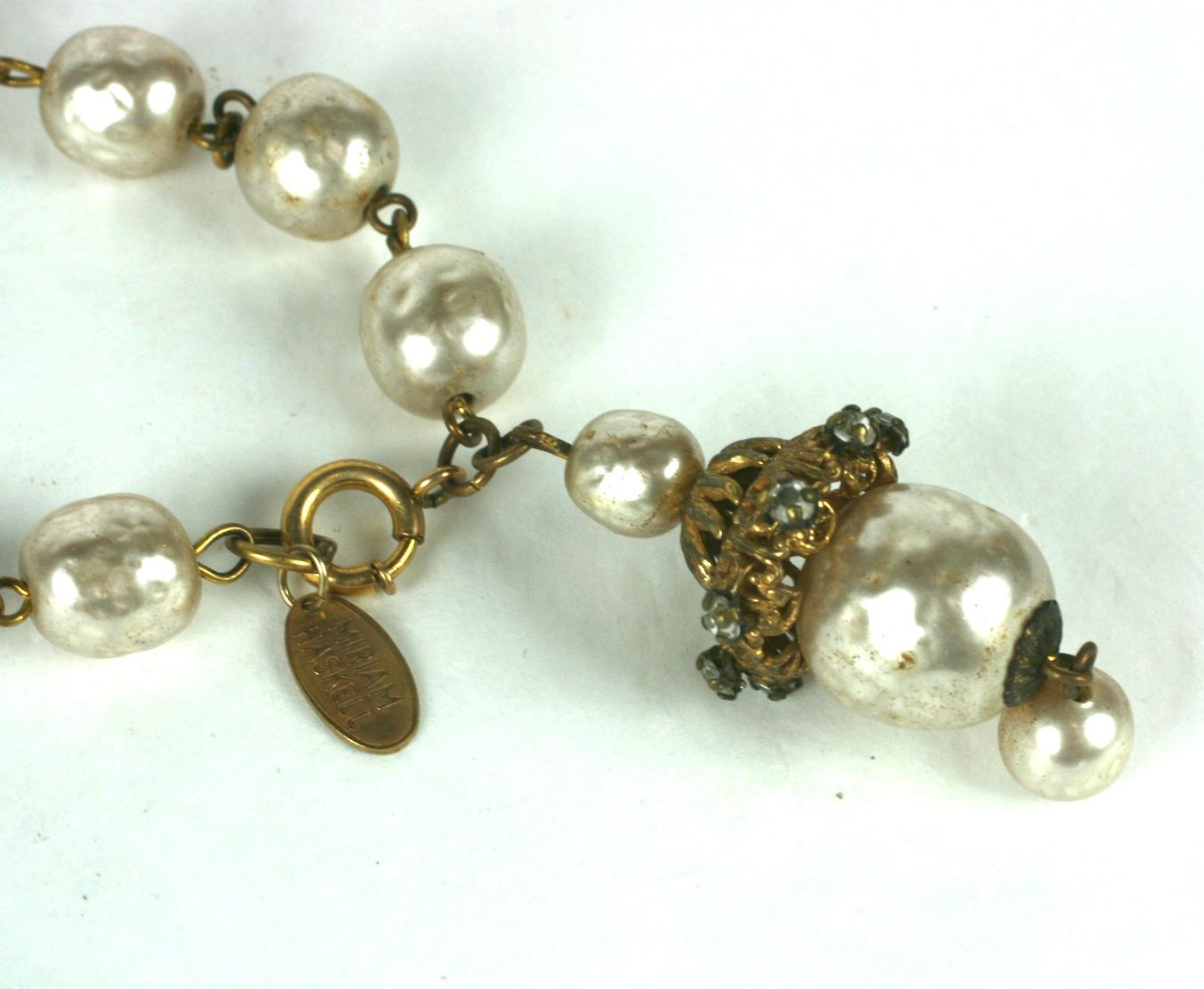 Miriam Haskell Bracelet à boutons en perles baroques Excellent état - En vente à New York, NY