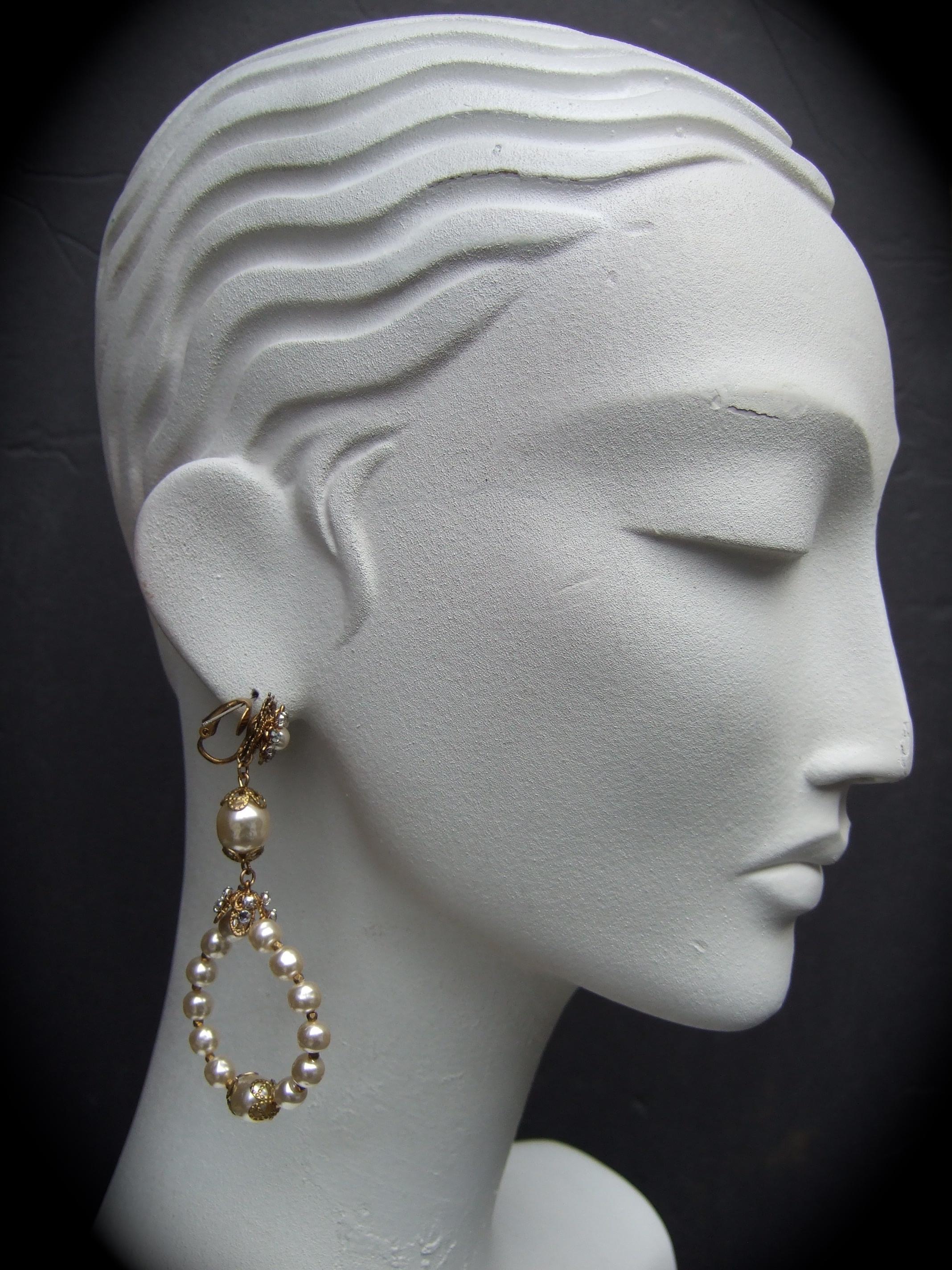 Baroque Revival Miriam Haskell Dramatic Glass Enamel Pearl Dangle Hoop Clip on Earrings c 1960 For Sale