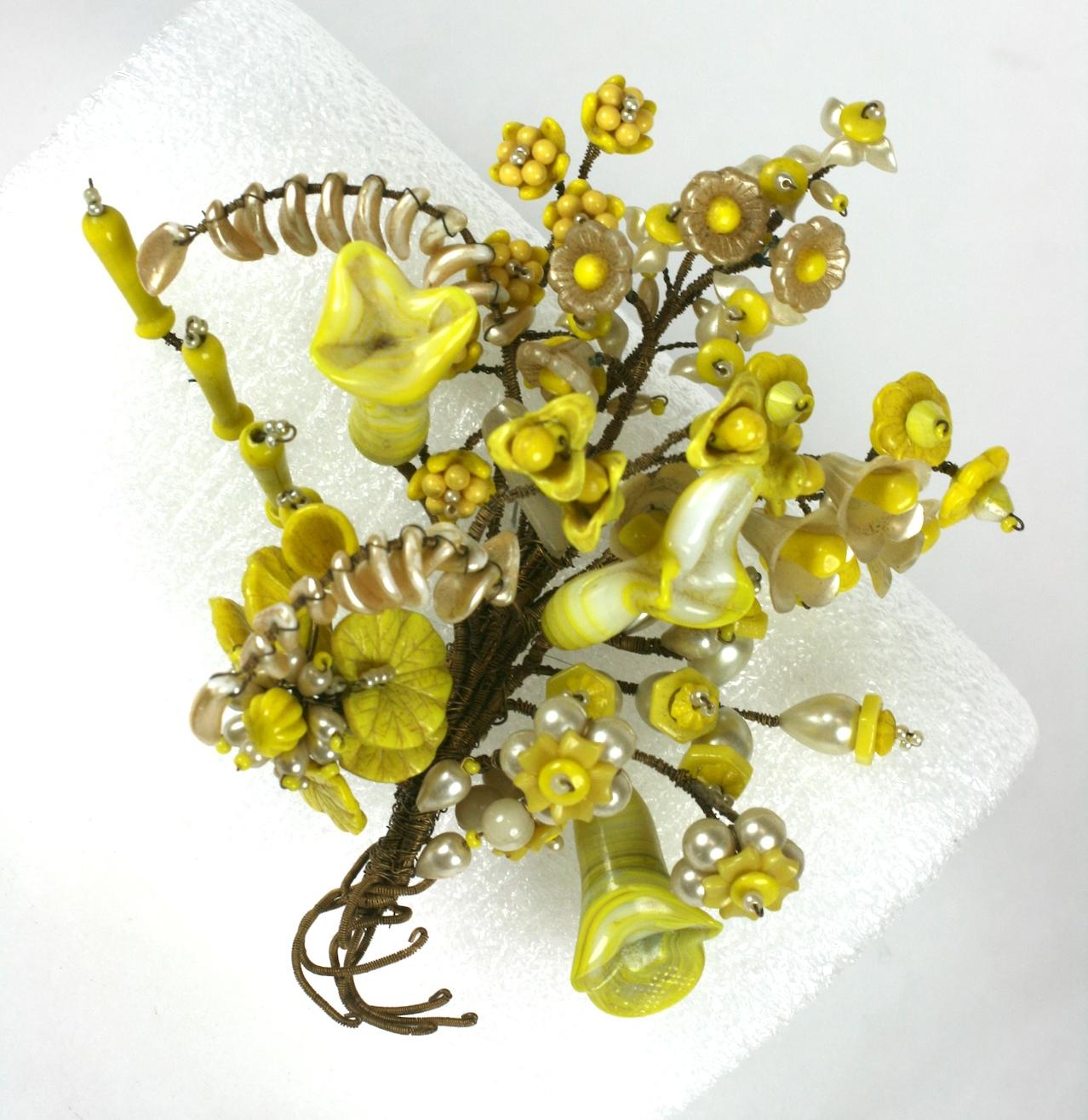 Art Déco Spilla con corpetto floreale Miriam Haskell Early in vendita