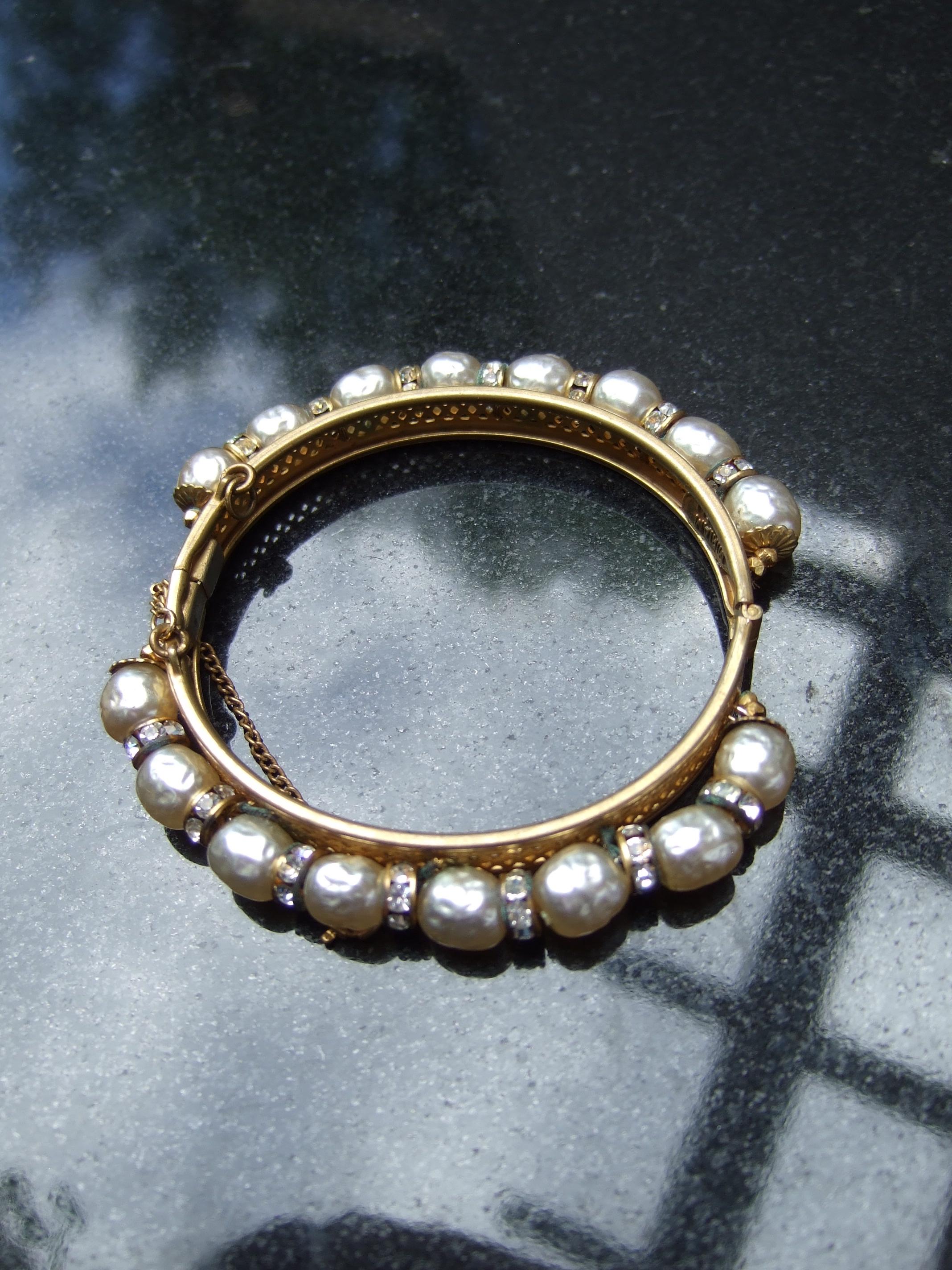 Miriam Haskell Elegant Glass Enamel Pearl Hinged Bracelet c 1950s  For Sale 4