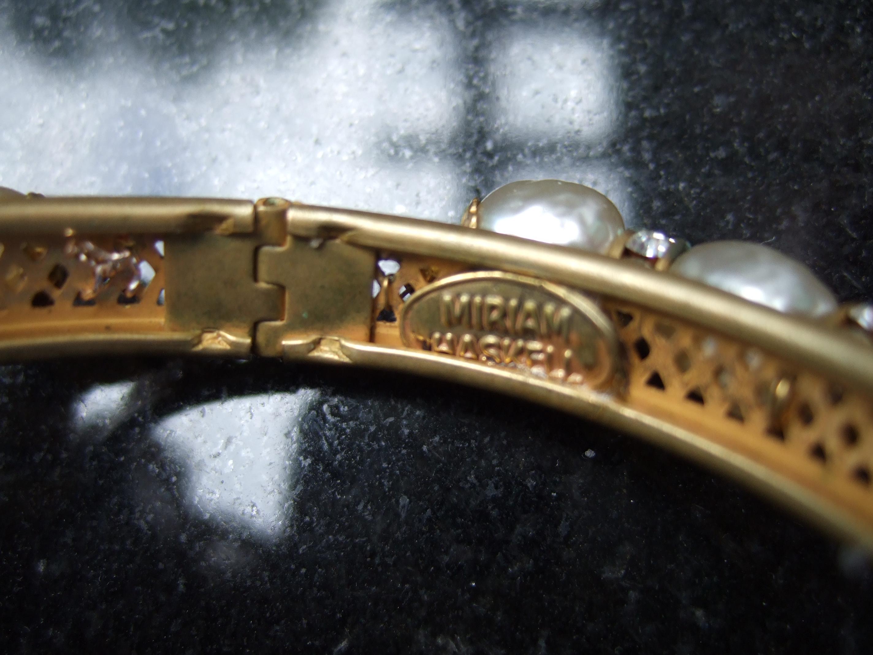 Miriam Haskell Elegant Glass Enamel Pearl Hinged Bracelet c 1950s  For Sale 8
