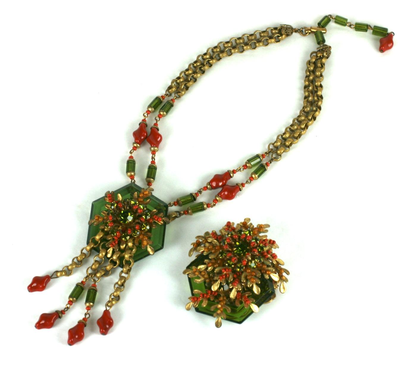 Collana con ciondolo in cristallo sfaccettato di Miriam Haskell in vendita 4
