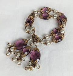 Bracciale Fob di Miriam Haskell con perle finte e cristalli d'ametista