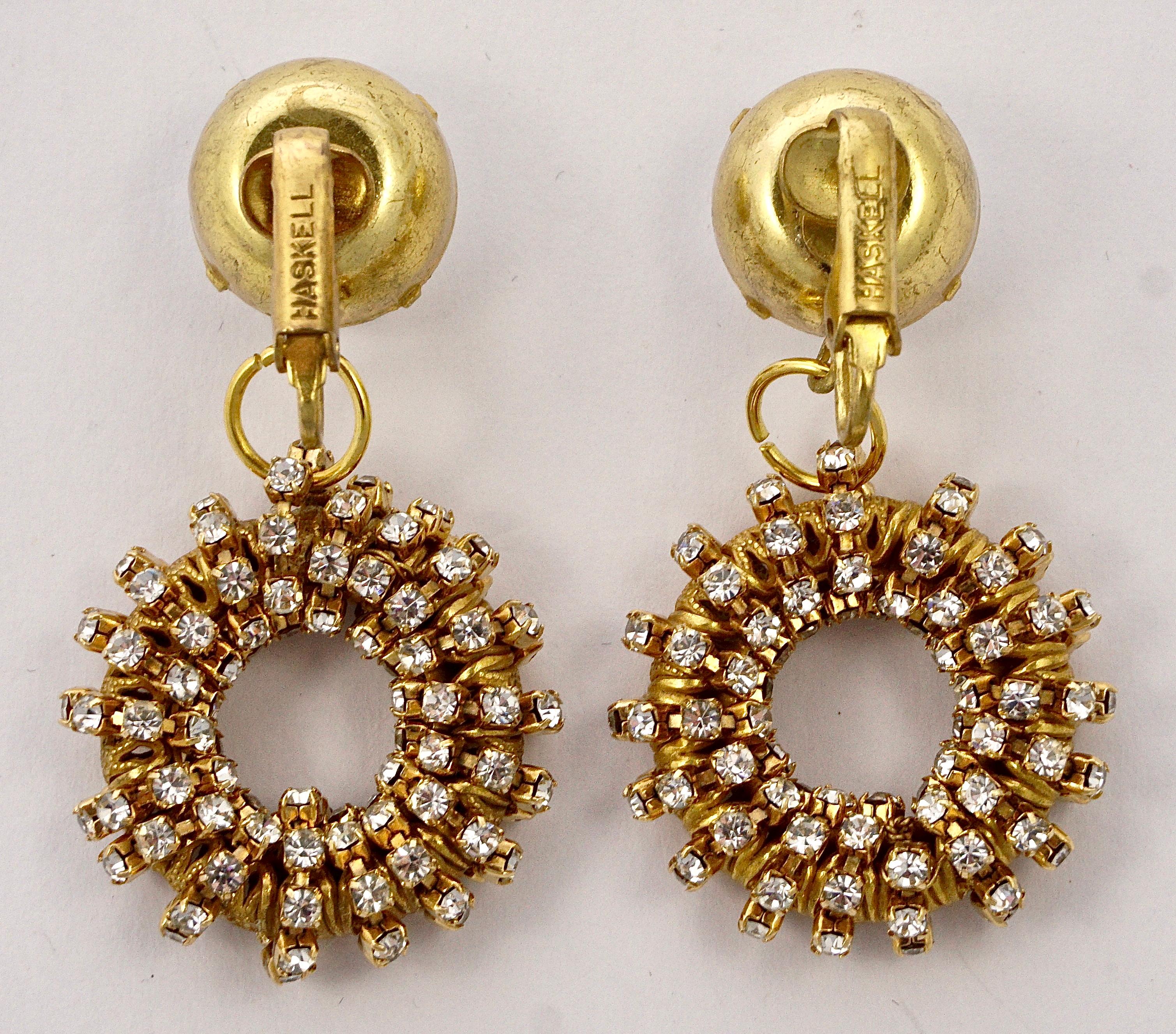 Miriam Haskell - Boucles d'oreilles à clip avec strass en or circa 1960s Unisexe en vente