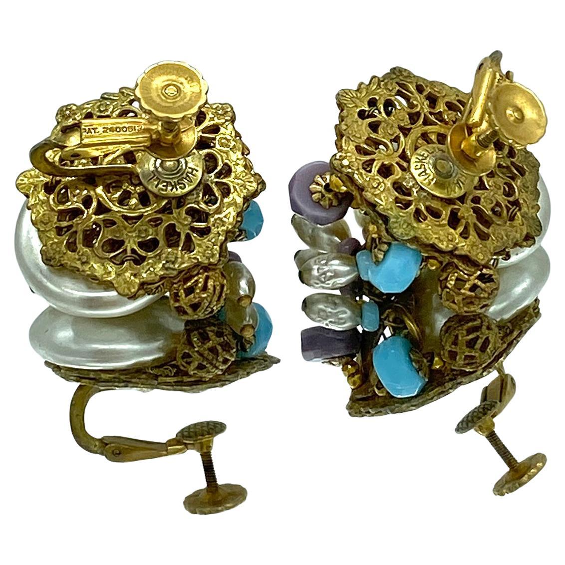 Donna Miriam Haskell Orecchini a filo a mano con perla e charm pendente in vendita