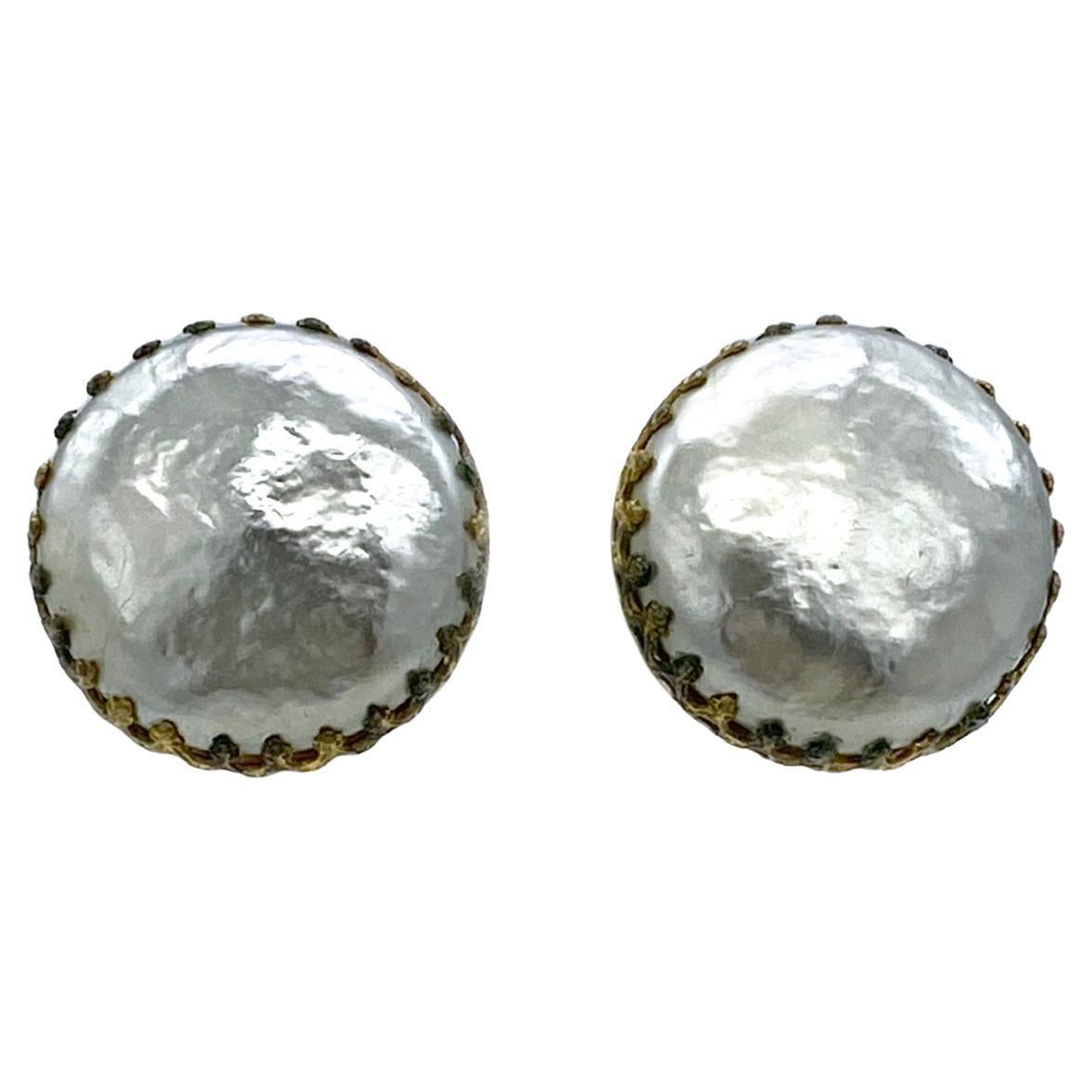 Women's Miriam Haskell Large Pearl Clip-on Earrings For Sale