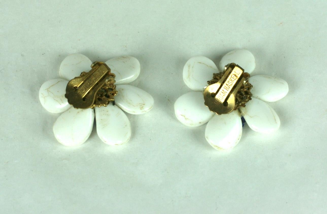 Miriam Haskell Milk Glass Flower Earrings In Excellent Condition For Sale In New York, NY