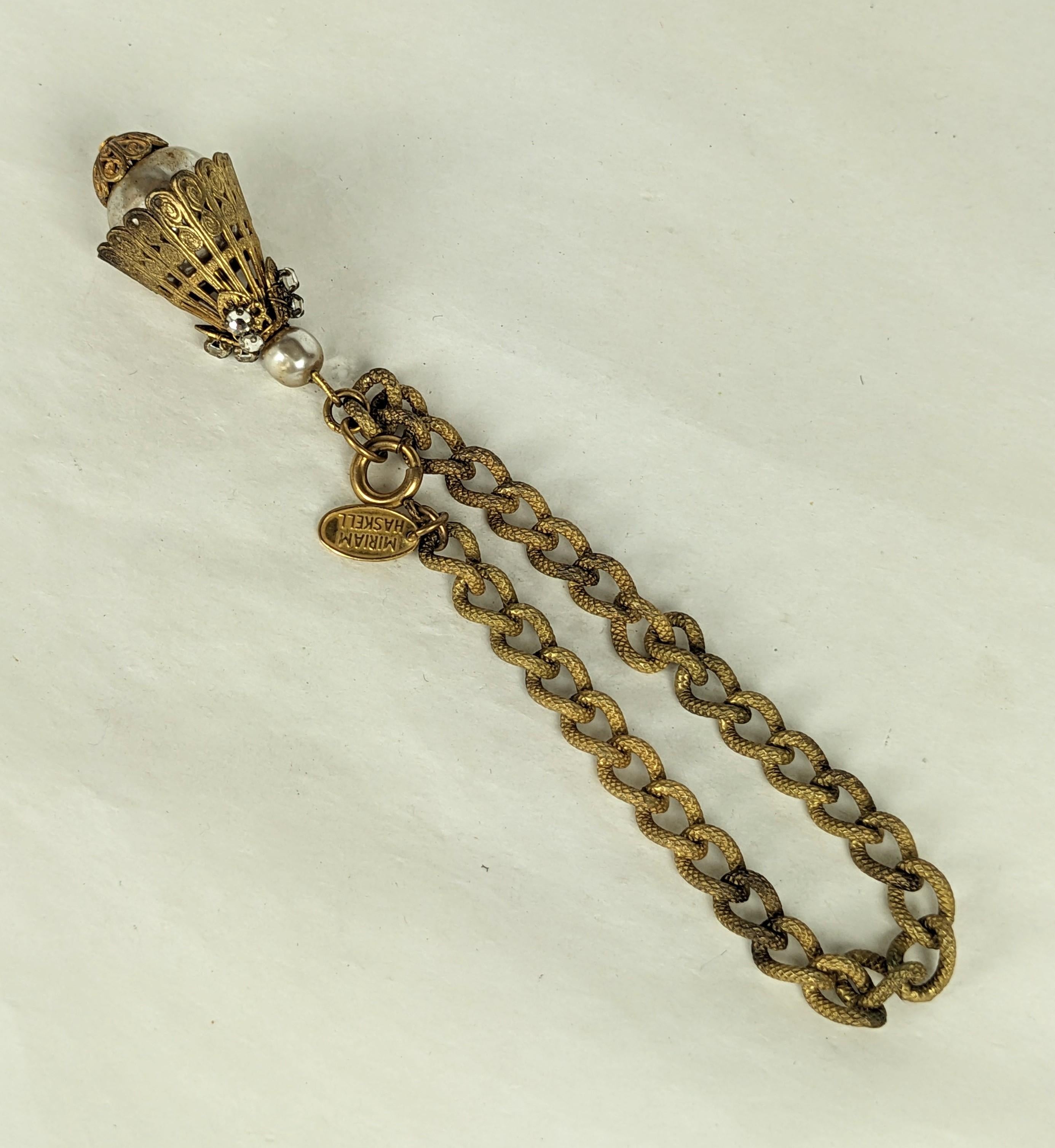 Néo-étrusque Miriam Haskell Bracelet à boutons en perles et filigrane doré en vente