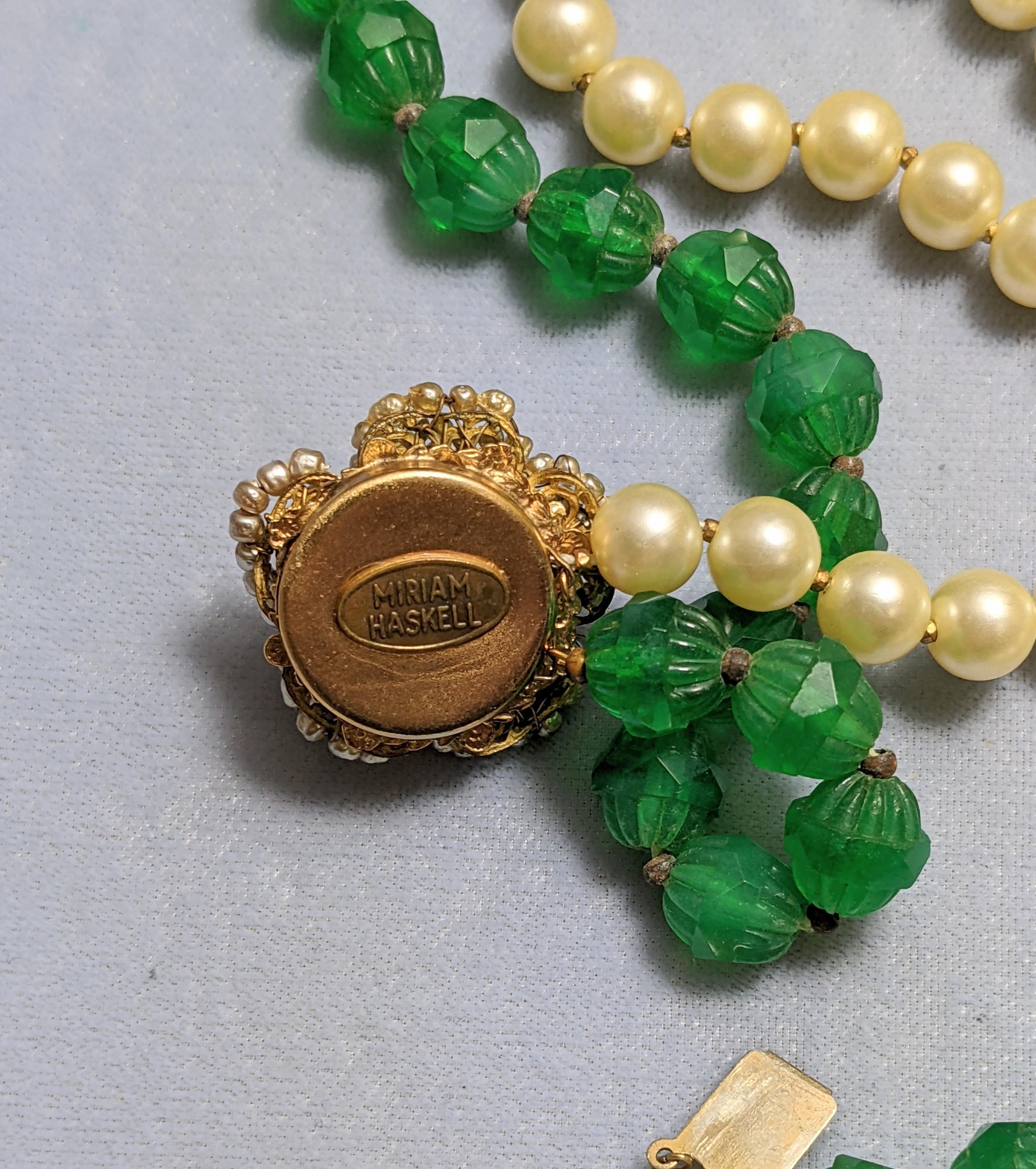 Miriam Haskell Collier de perles et de jade en vente 1