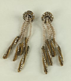 Miriam Haskell Boucles d'oreilles en goutte perles et roses Montee