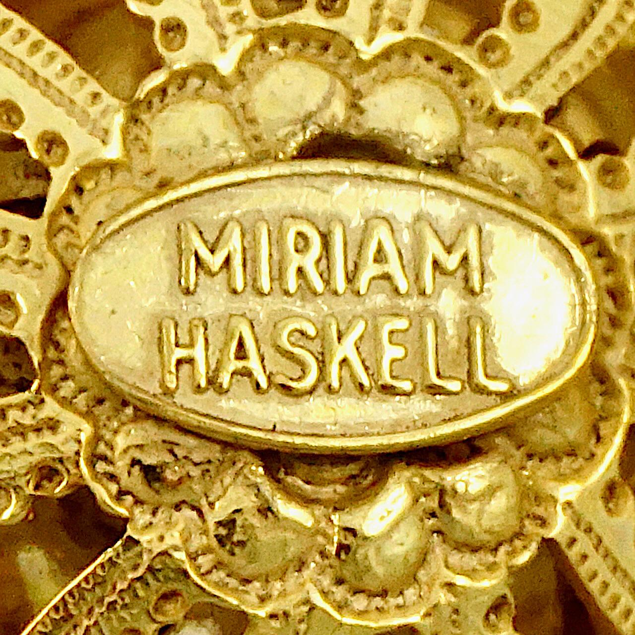 Miriam Haskell Russische vergoldete verschnörkelte Blume und Blatt Brosche im Angebot 1