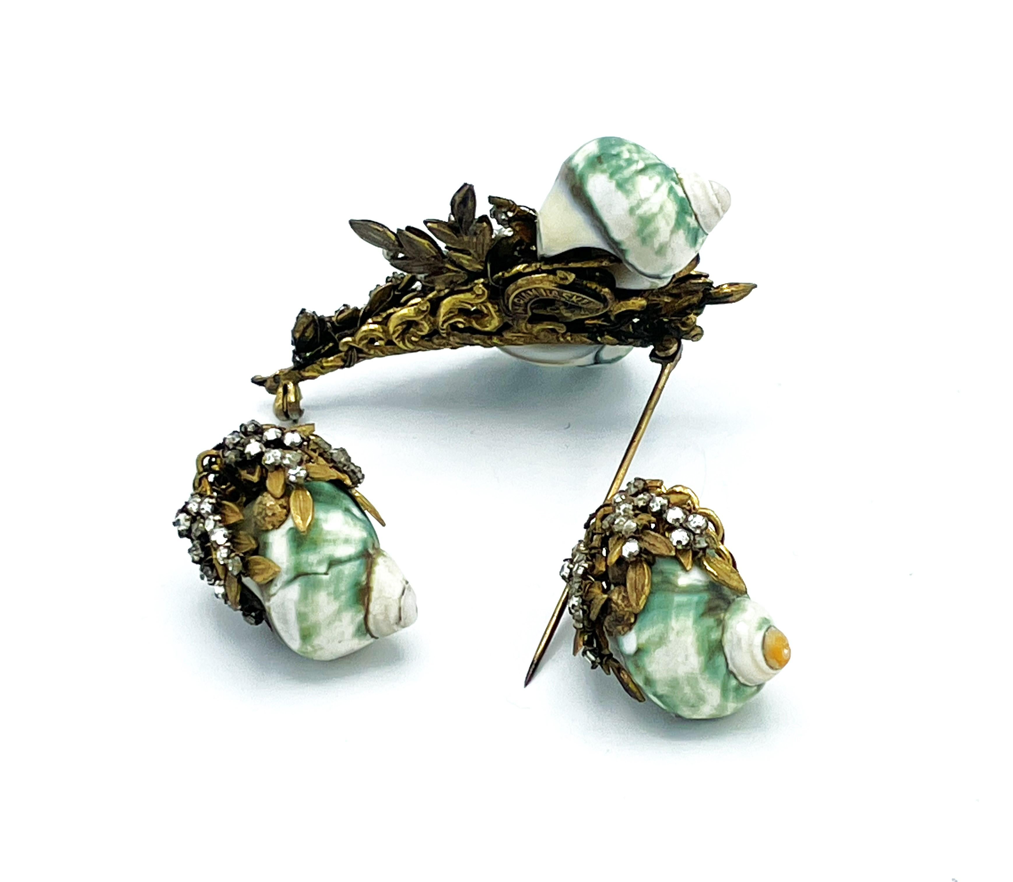 MIRIAM HASKELL SET, Brooch and clip-on earrings both with natural snails, 1940's 4