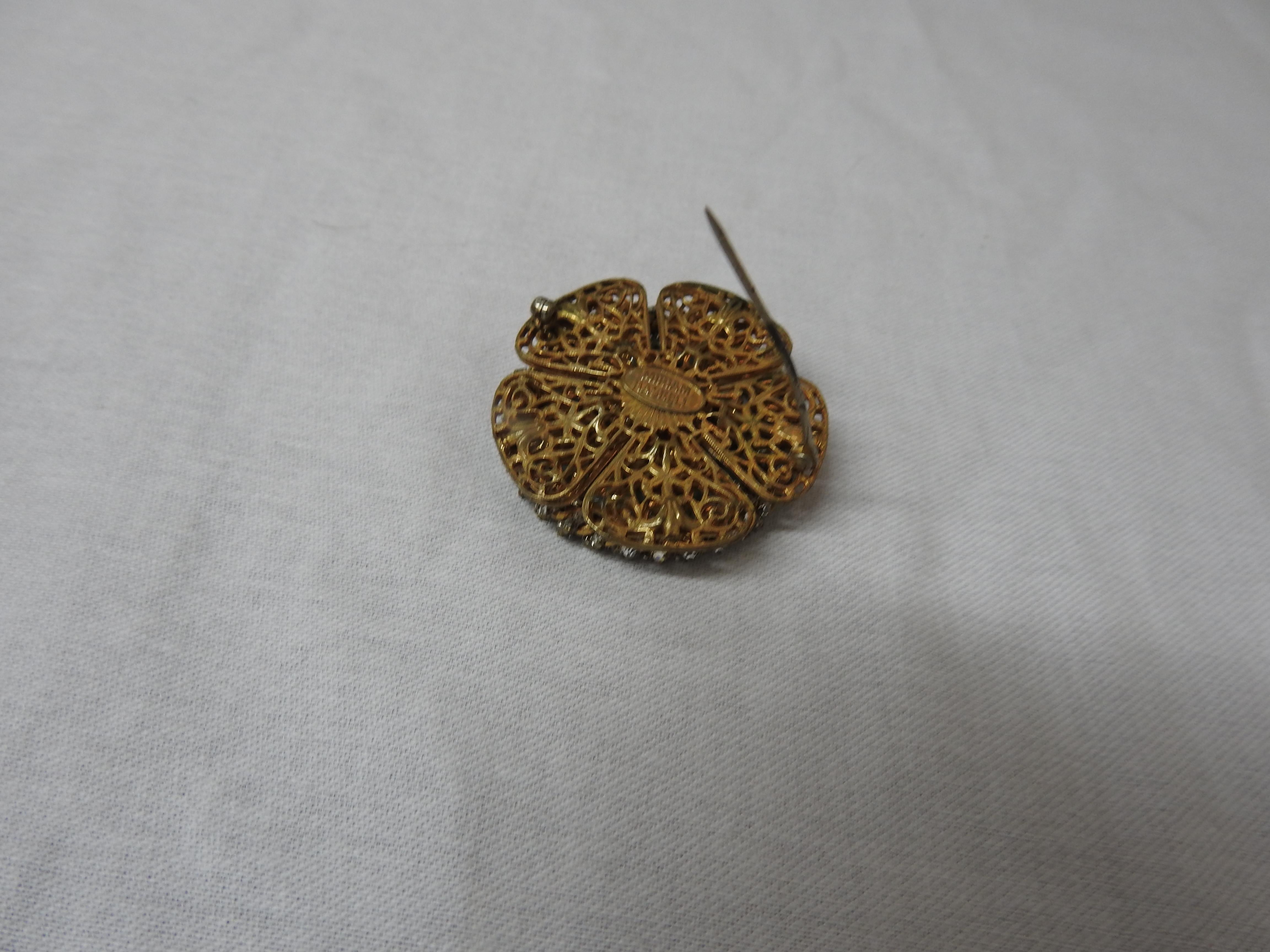 Miriam Haskell Vintage Gold Toned Brooch with Rhinestones For Sale 2
