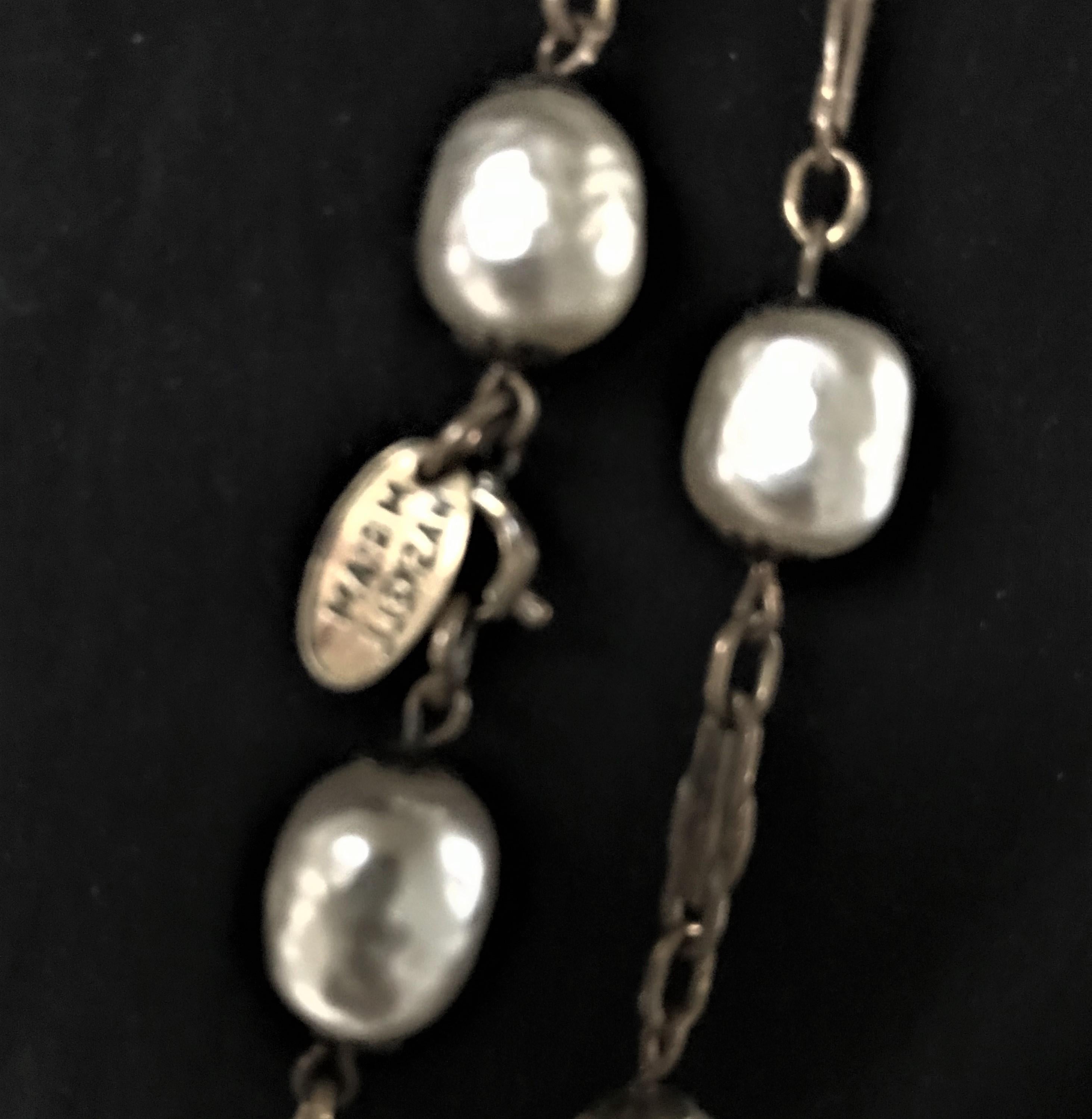 Taglio rotondo Collana lunga di perle vintage Miriam Haskell, anni '50 in vendita