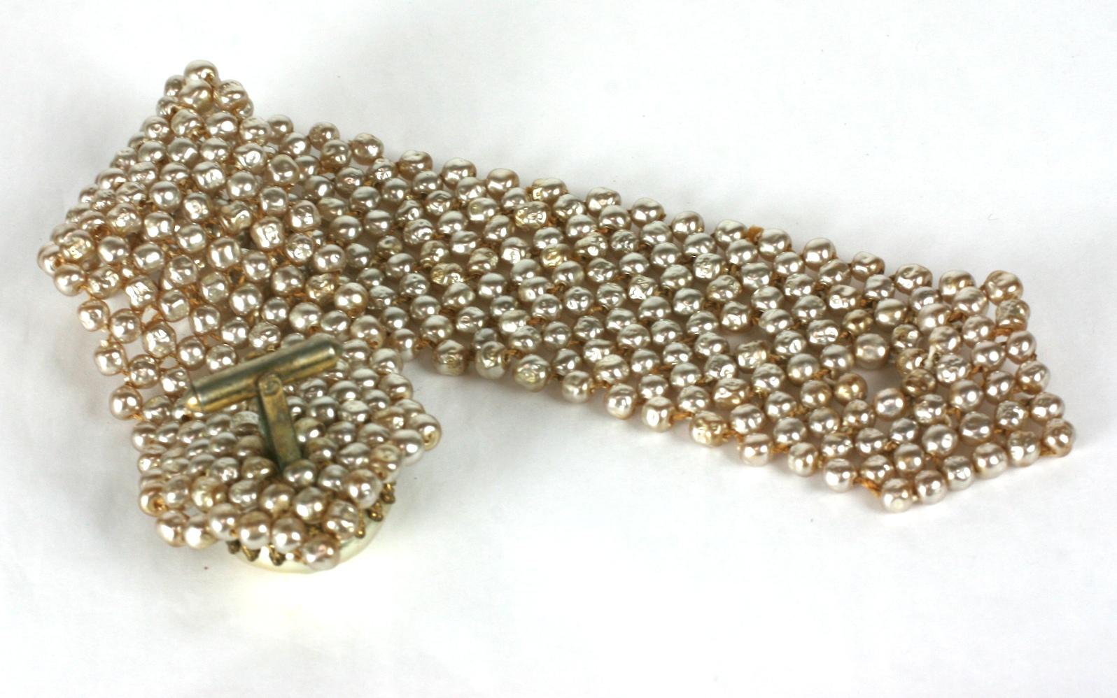 Miriam Haskell Hemd-Manschettenarmband aus gewebtem Perlen (Retro) im Angebot