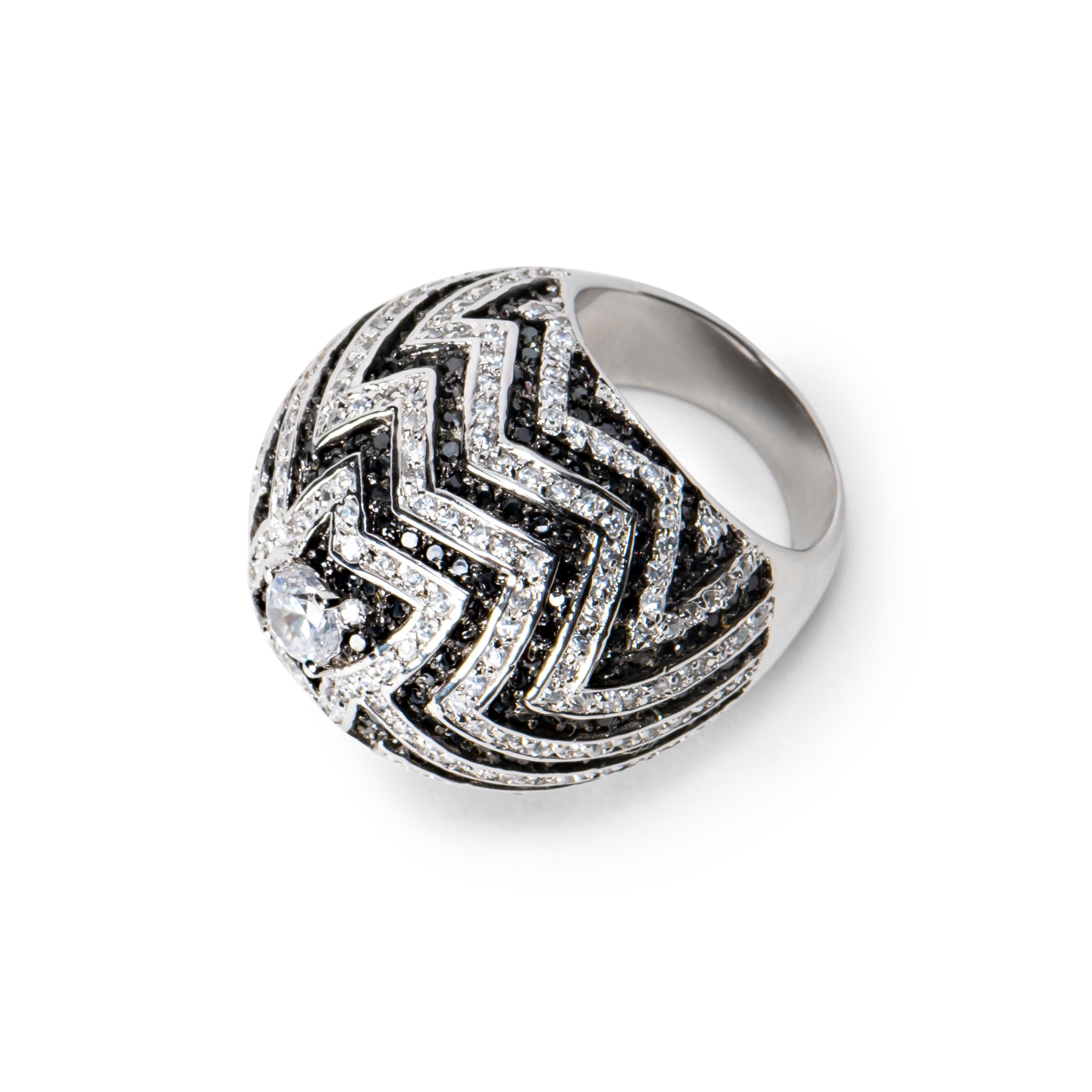 Brilliant Cut Miriam Salat Black and White 70s Inspired Art Deco Retro Cocktail Ring For Sale