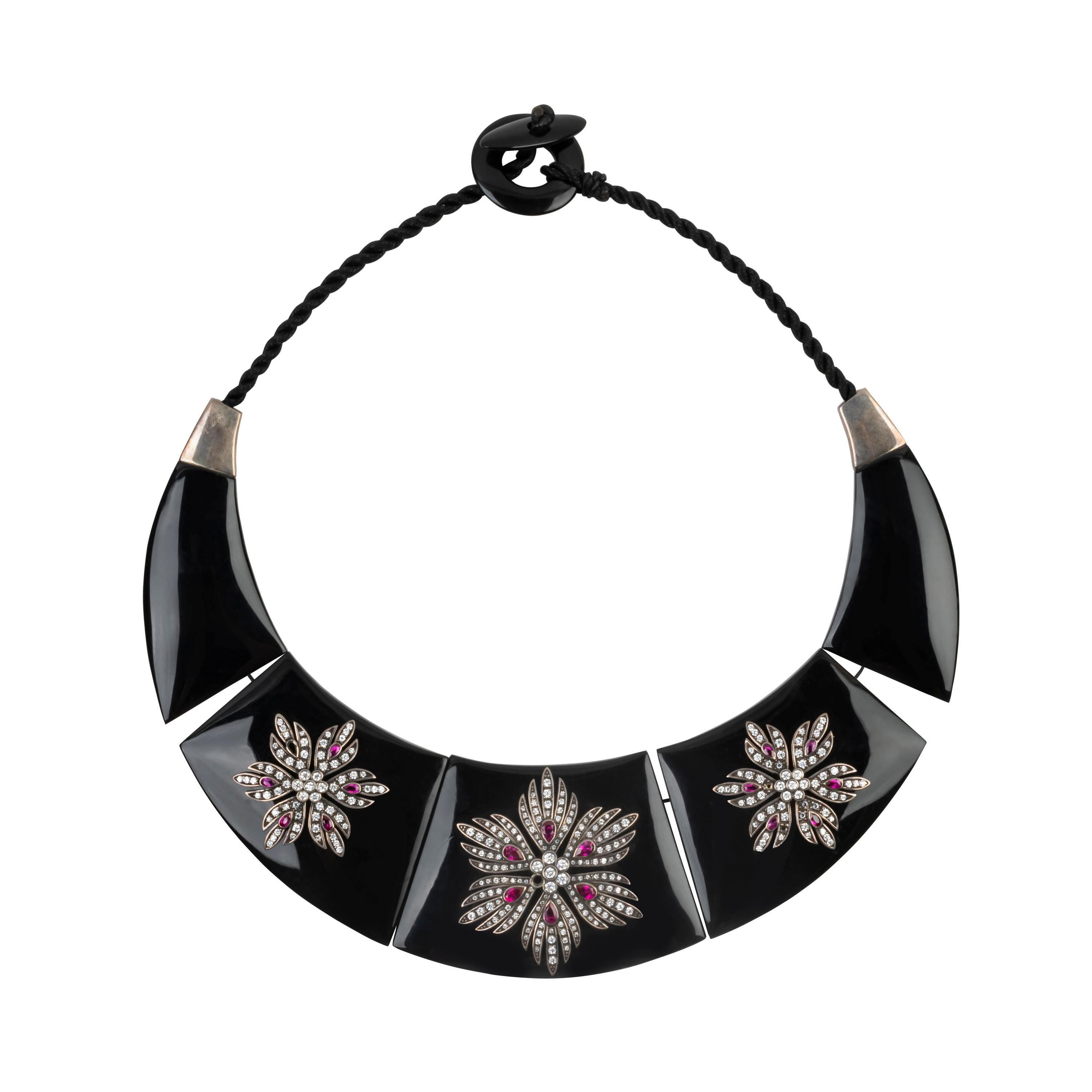 Anglo-Indian Miriam Salat Mughal Style Indian Retro Black Resin & Topaz Necklace For Sale