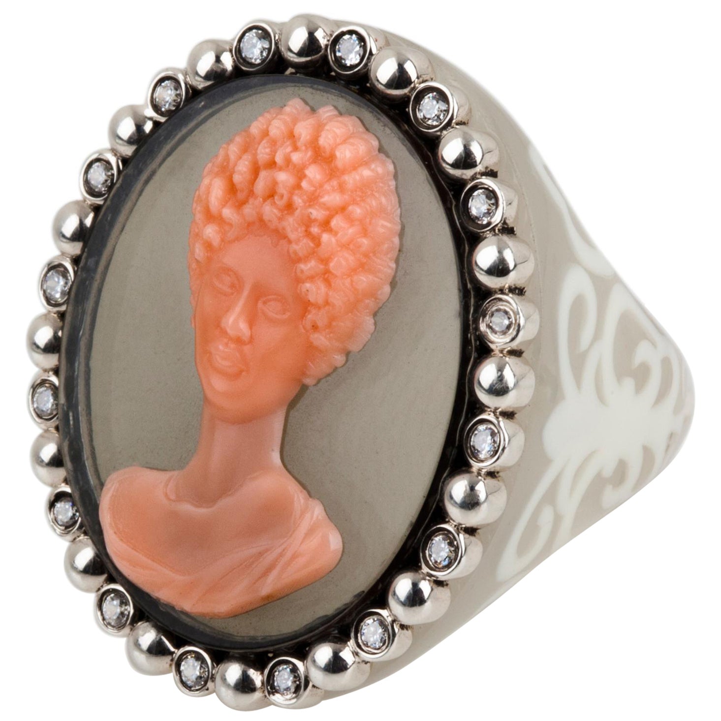 Miriam Salat Mythologischer römischer Kamee-Harzring aus Sterlingsilber und Topas in Sterlingsilber