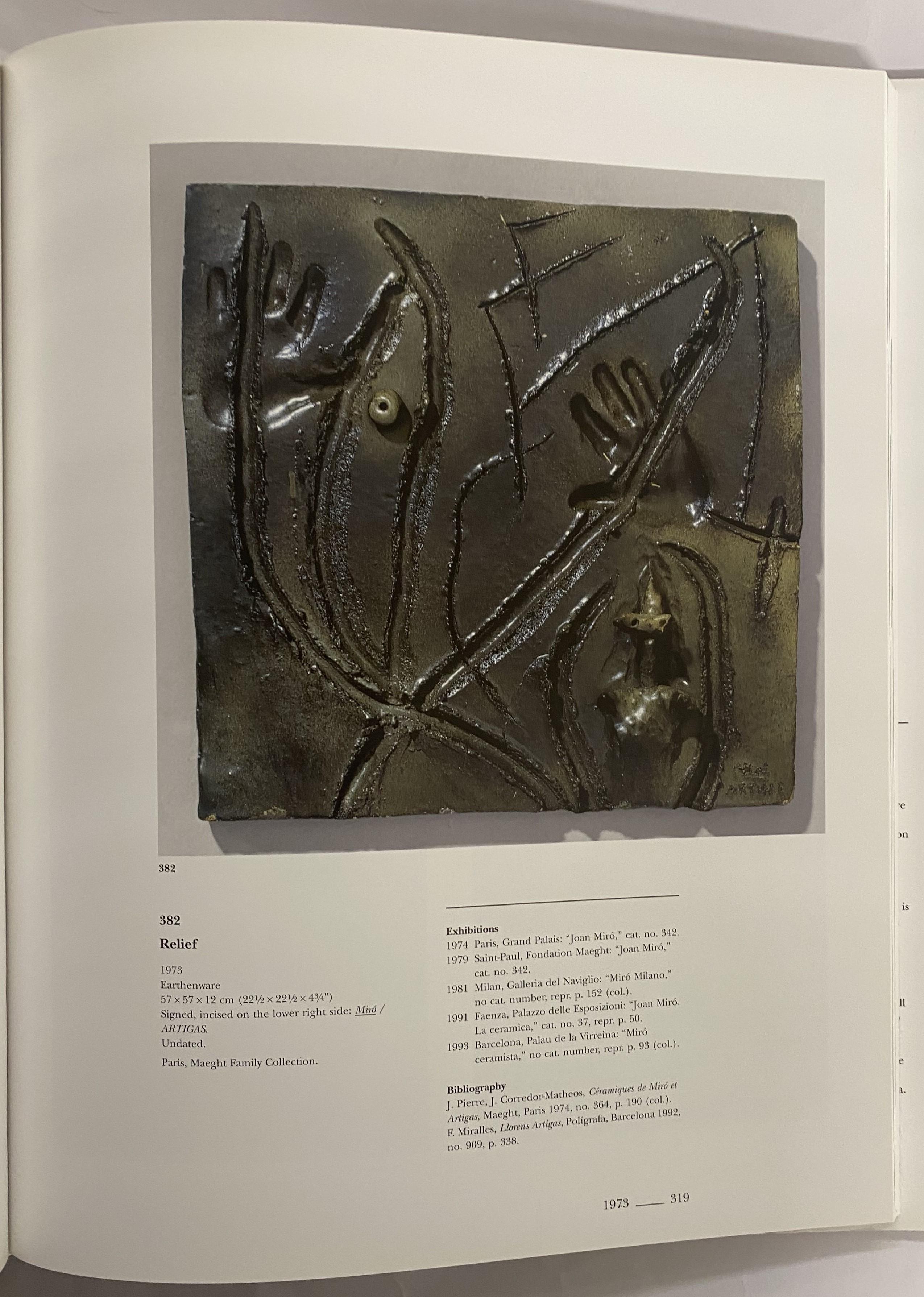 Miro Artigas: Ceramics. Catalogue Raisonne 1941-1981 (Book) For Sale 8