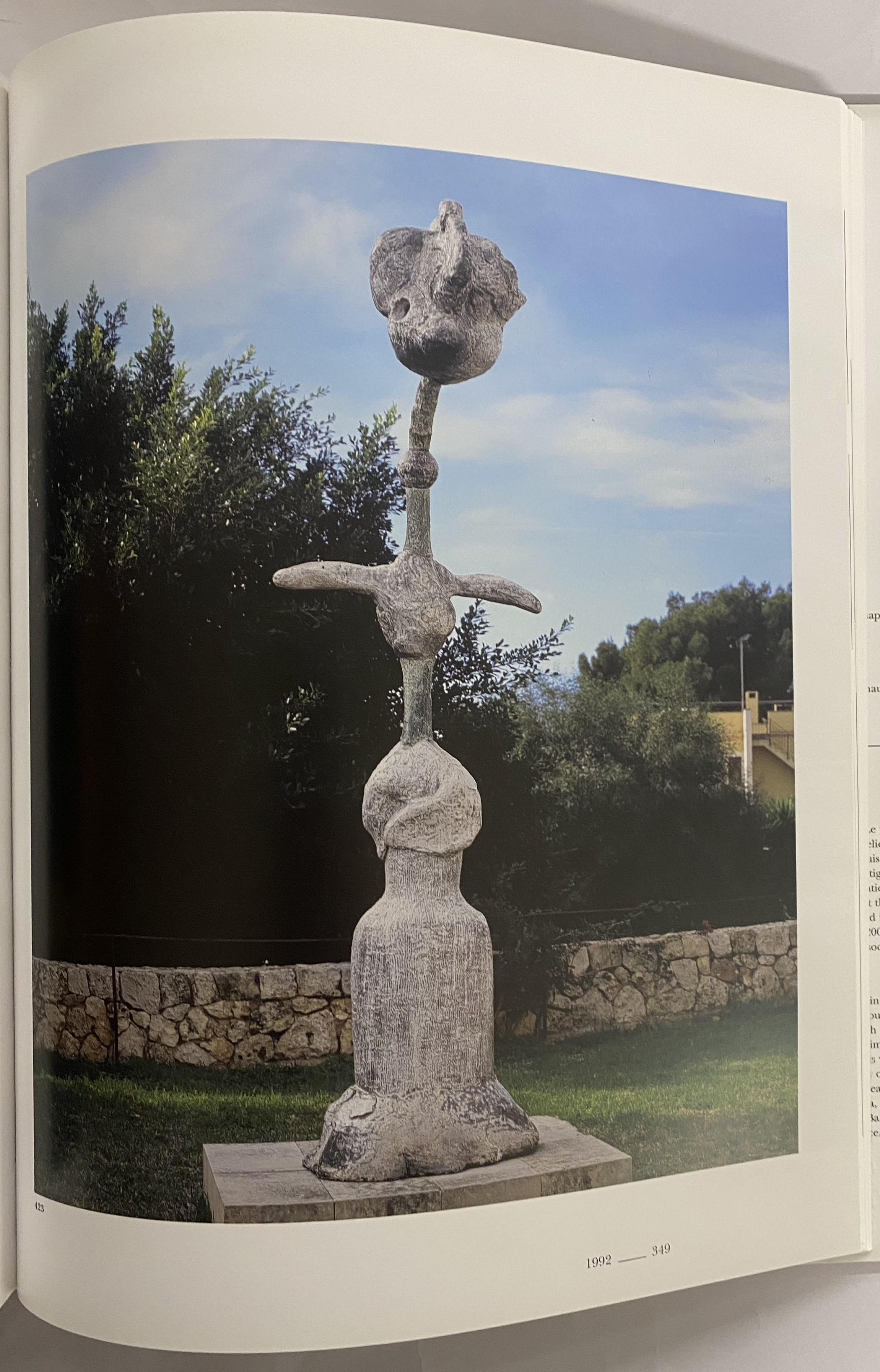Miro Artigas: Ceramics. Catalogue Raisonne 1941-1981 (Book) For Sale 10