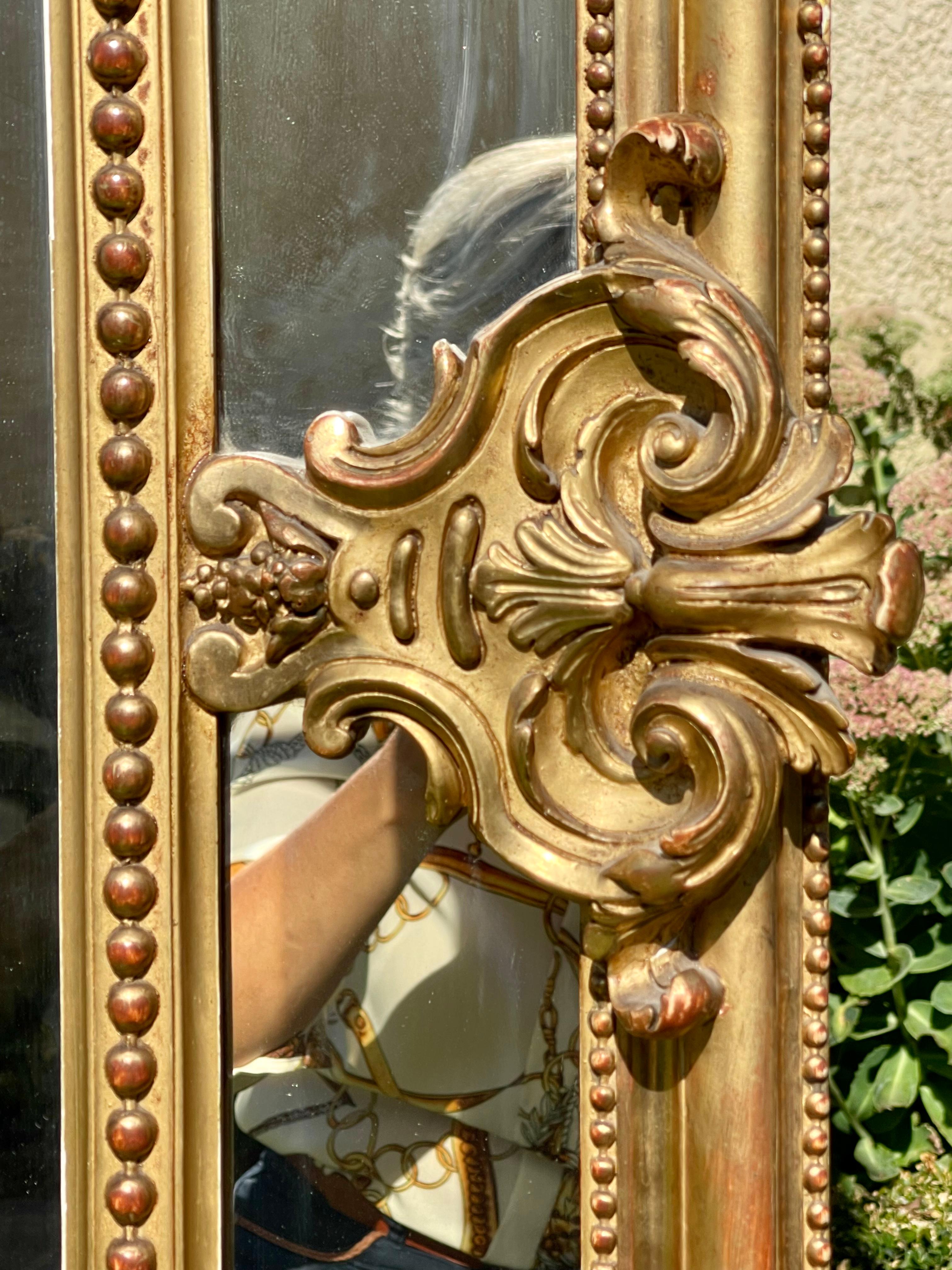 Louis XV Rocaille Style Reservoir Mirror, Gilt Wood & Gilt Plaster, 19th Century For Sale 3