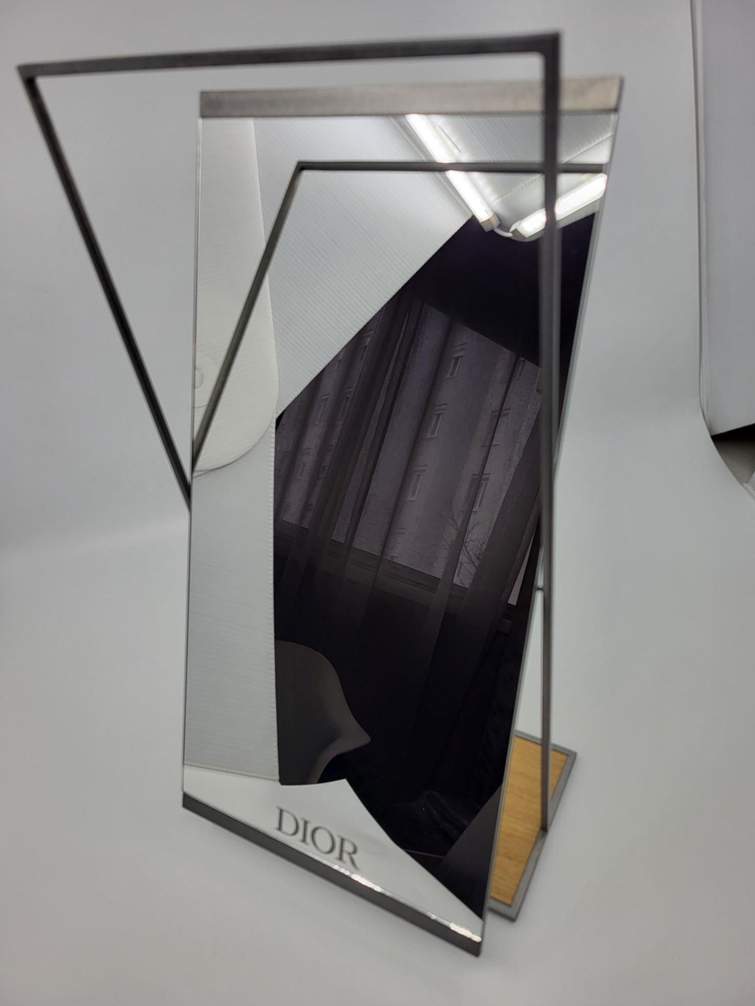 Francese Miroir Christian Dior in métal gris socle bois mélaminé Francais Moderne in vendita