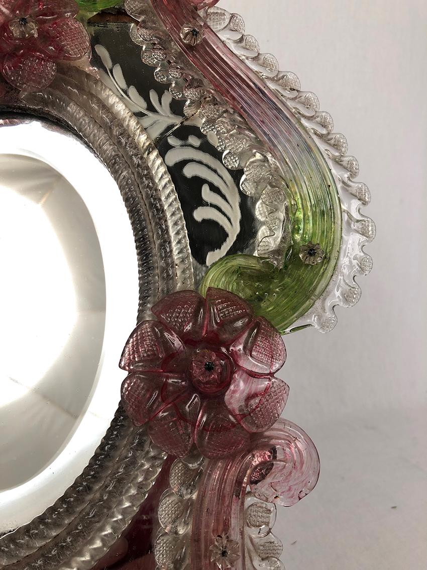 Italian Miroir de table en verre coloré de Murano For Sale