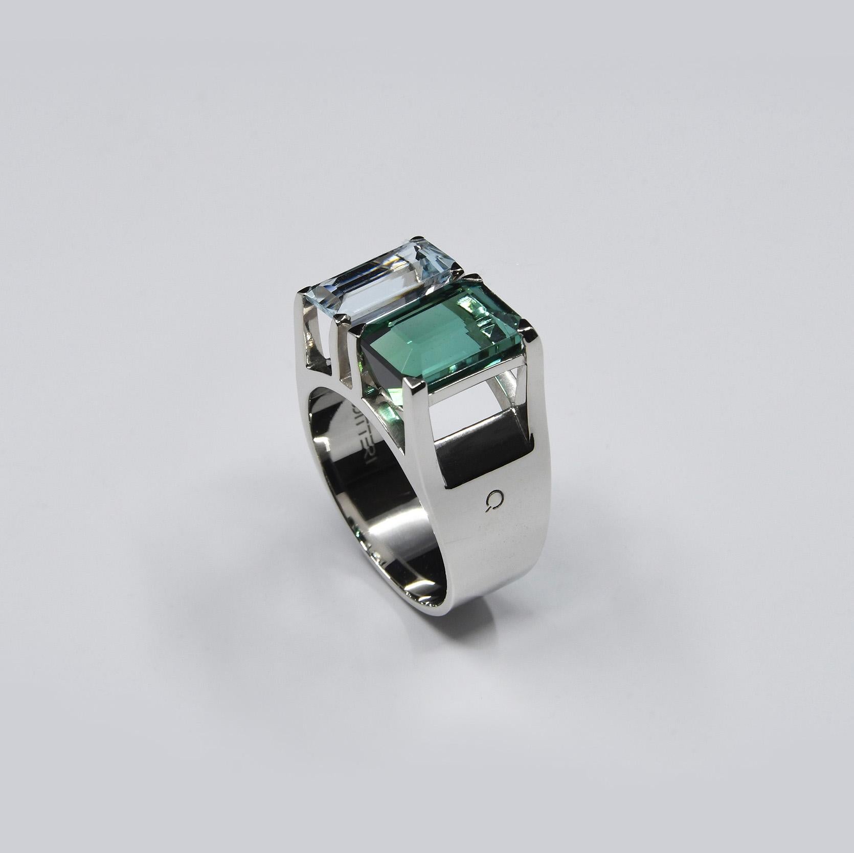 Miroir Ring with 4.47 Indicolite Tourmaline, 1.58 Carat Aquamarine 9.86 18k Gold In New Condition For Sale In PARIS, FR
