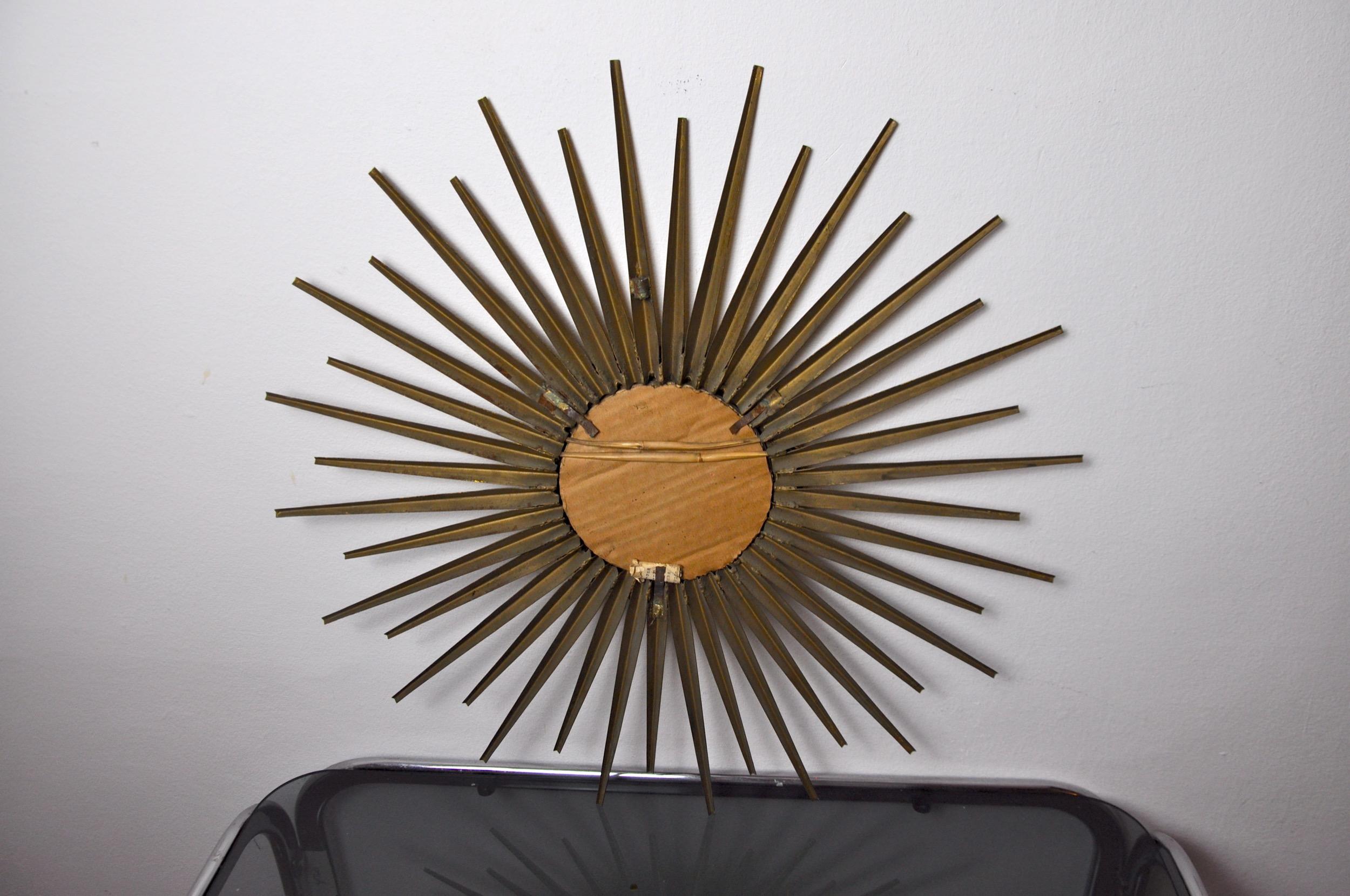 Mid-20th Century Miroir Soleil, Gold Leaf Gilded Metal, Italy, 1960 For Sale
