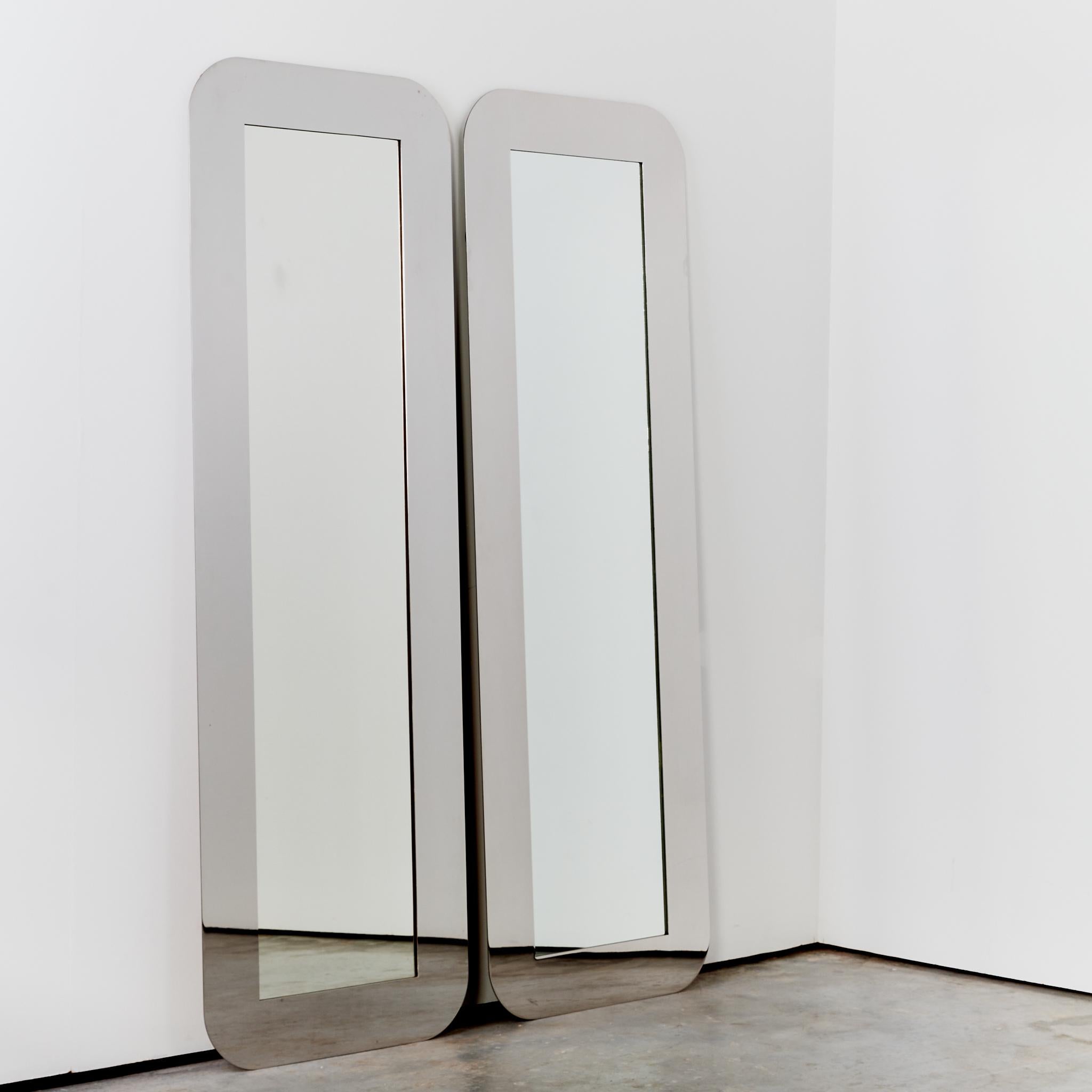 Mirolunga steel frame mirrors by Giuliana Gramigna. Each with a rear hanging system for either vertical or horizontal wall mounting.

Sold separately. Left hand mirror only remaining.

Origin: Italy

Period: 1970's

Designer: Giuliana