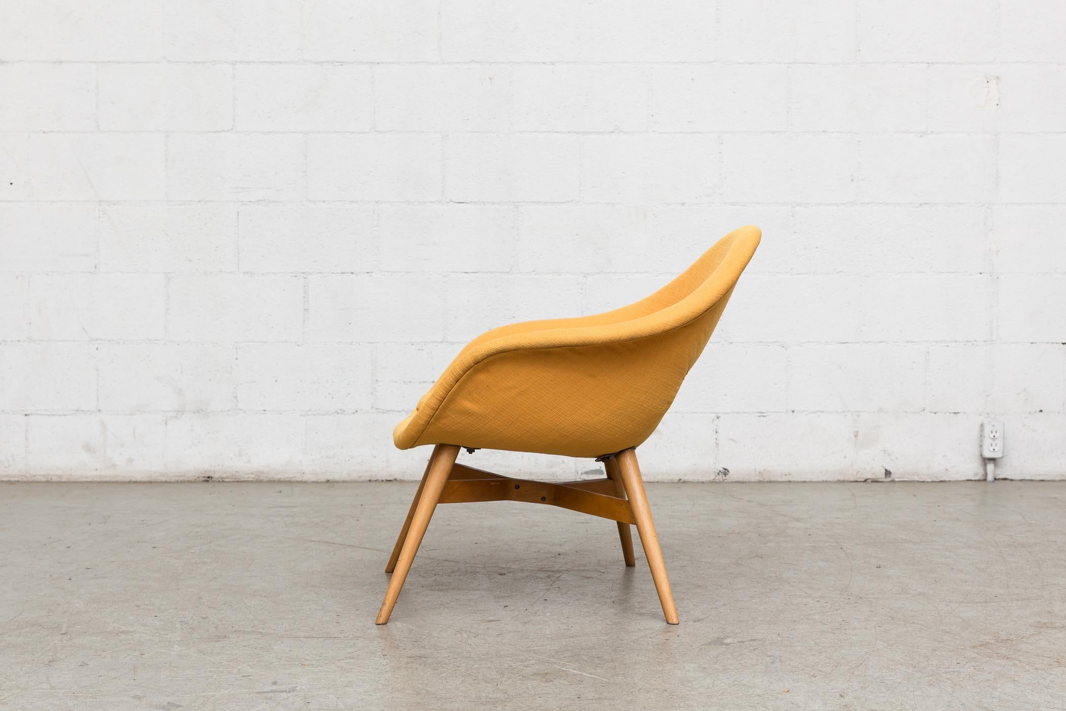 Czech Mid-Century Modern Miroslav Navrátil Bucket Lounge Chair for Vertex