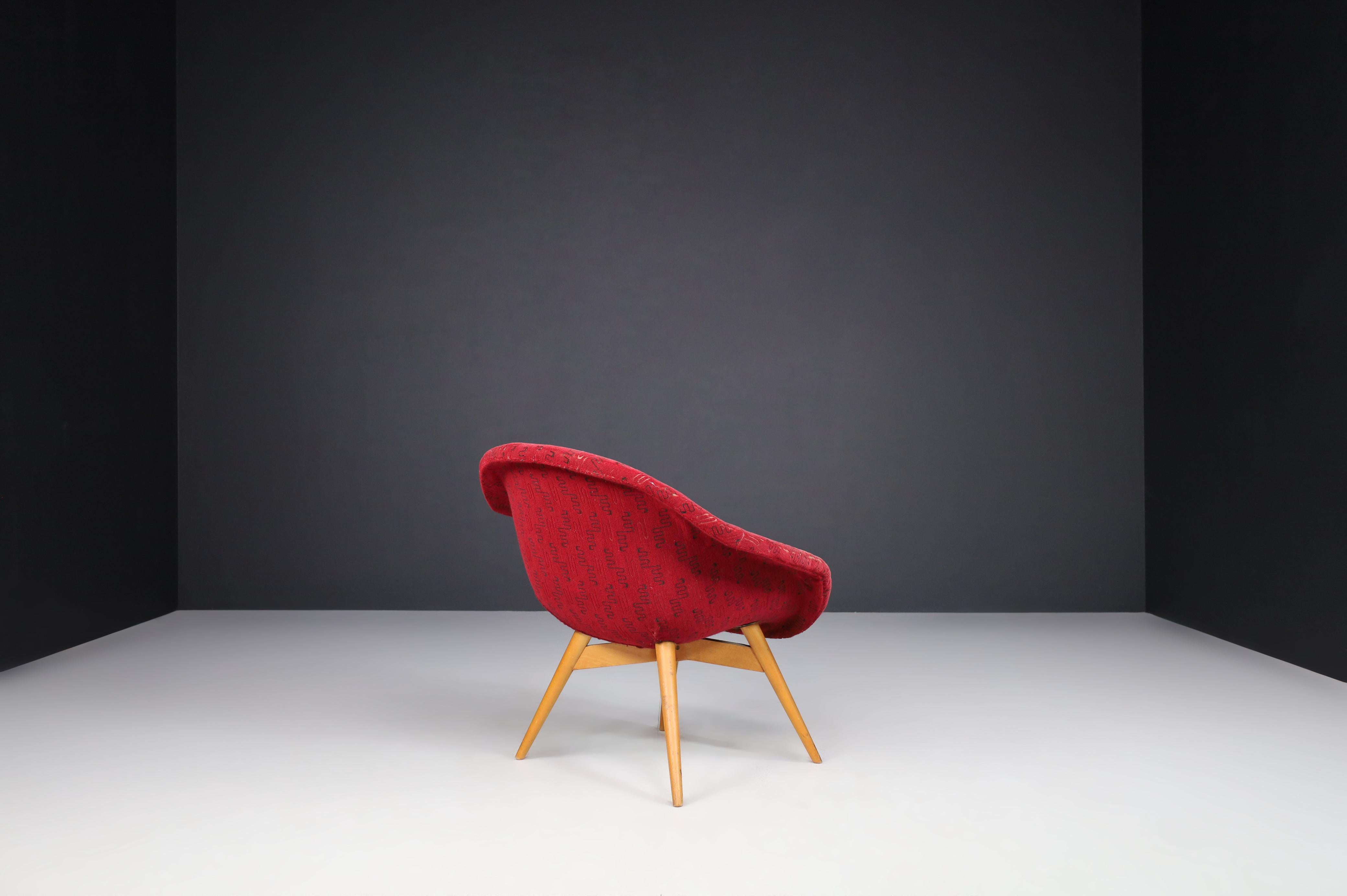 Czech Miroslav Navratil Butterfly Chairs in Original Red Fabric, 1960 For Sale
