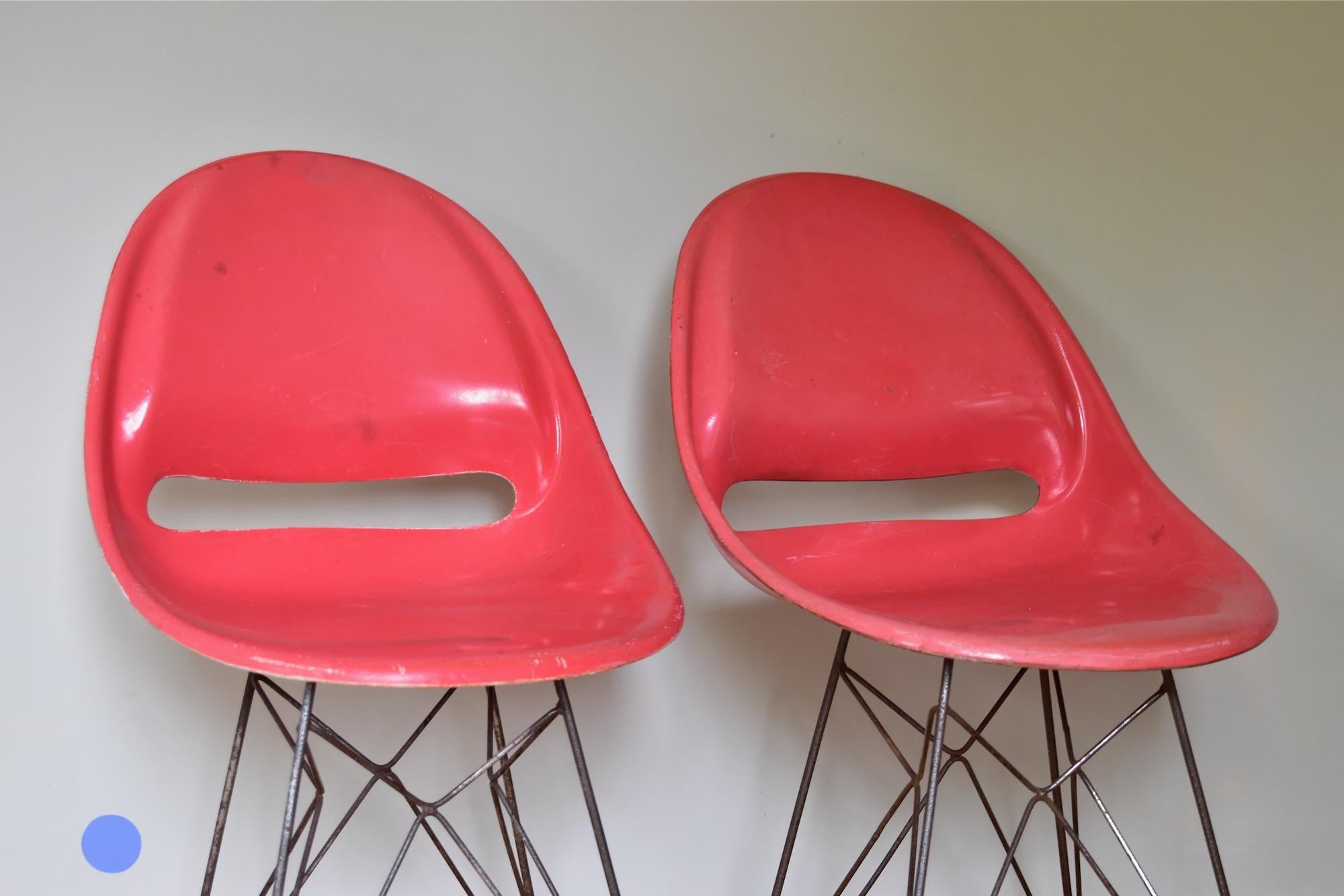 Mid-Century Modern Miroslav Navratil Fibreglass Chair by Vertex 1959 Made in Czechoslovakia