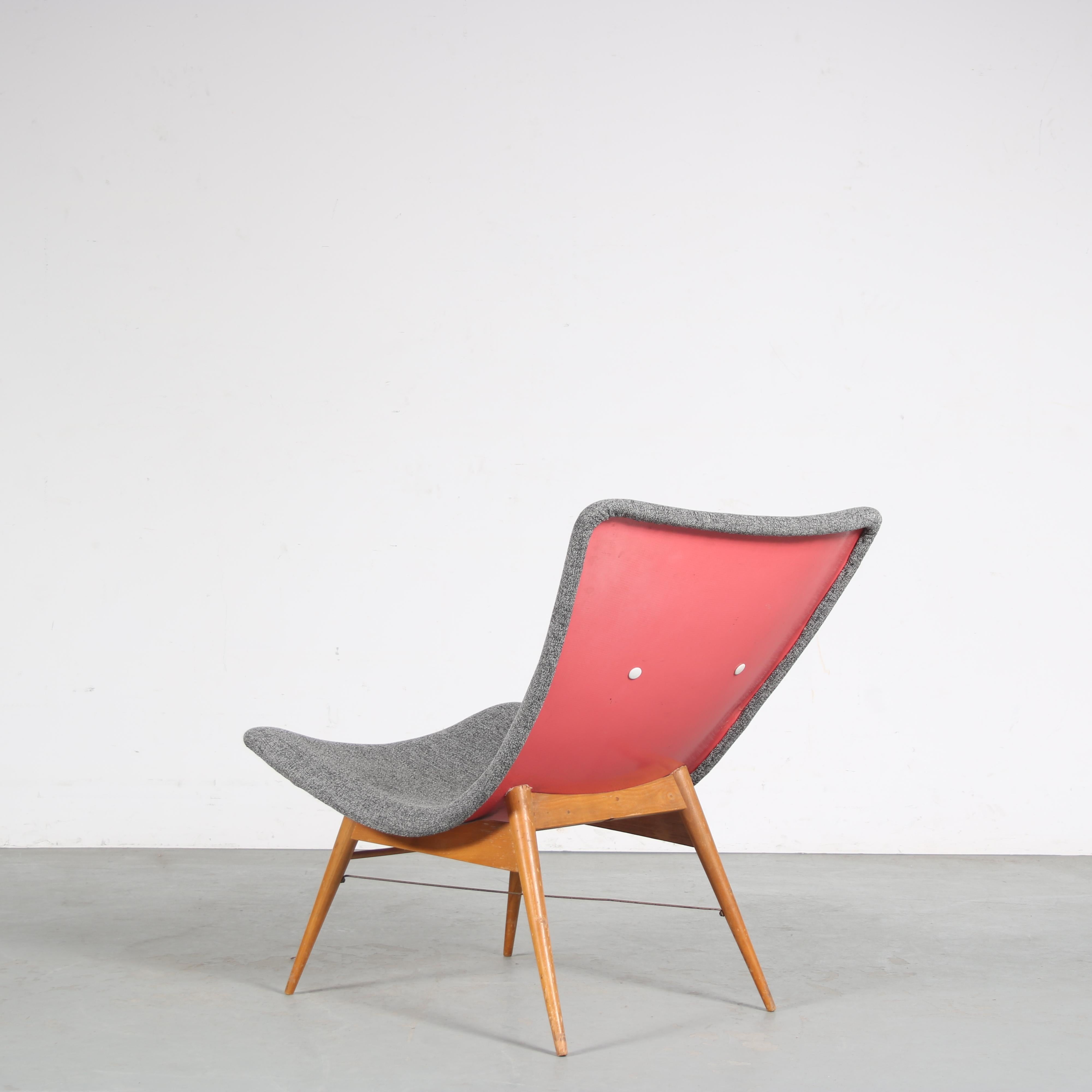 Miroslav Navratil, Loungesessel für Cesky Nabytek, Tschechisch, 1959 (Stoff) im Angebot