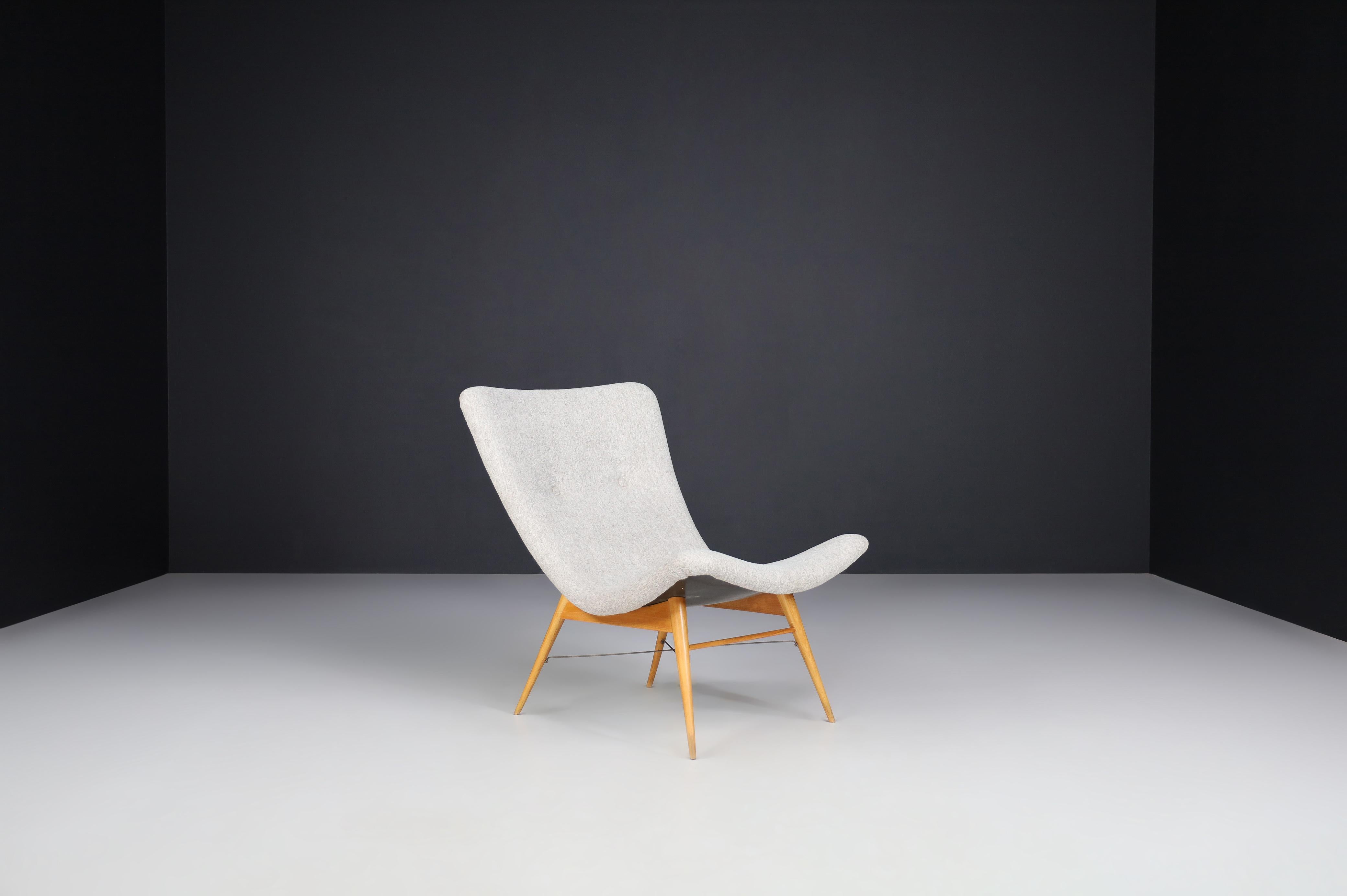 Miroslav Navratil Lounge Chairs, Fiberglass Shell and Fabric, 1959 For Sale 6