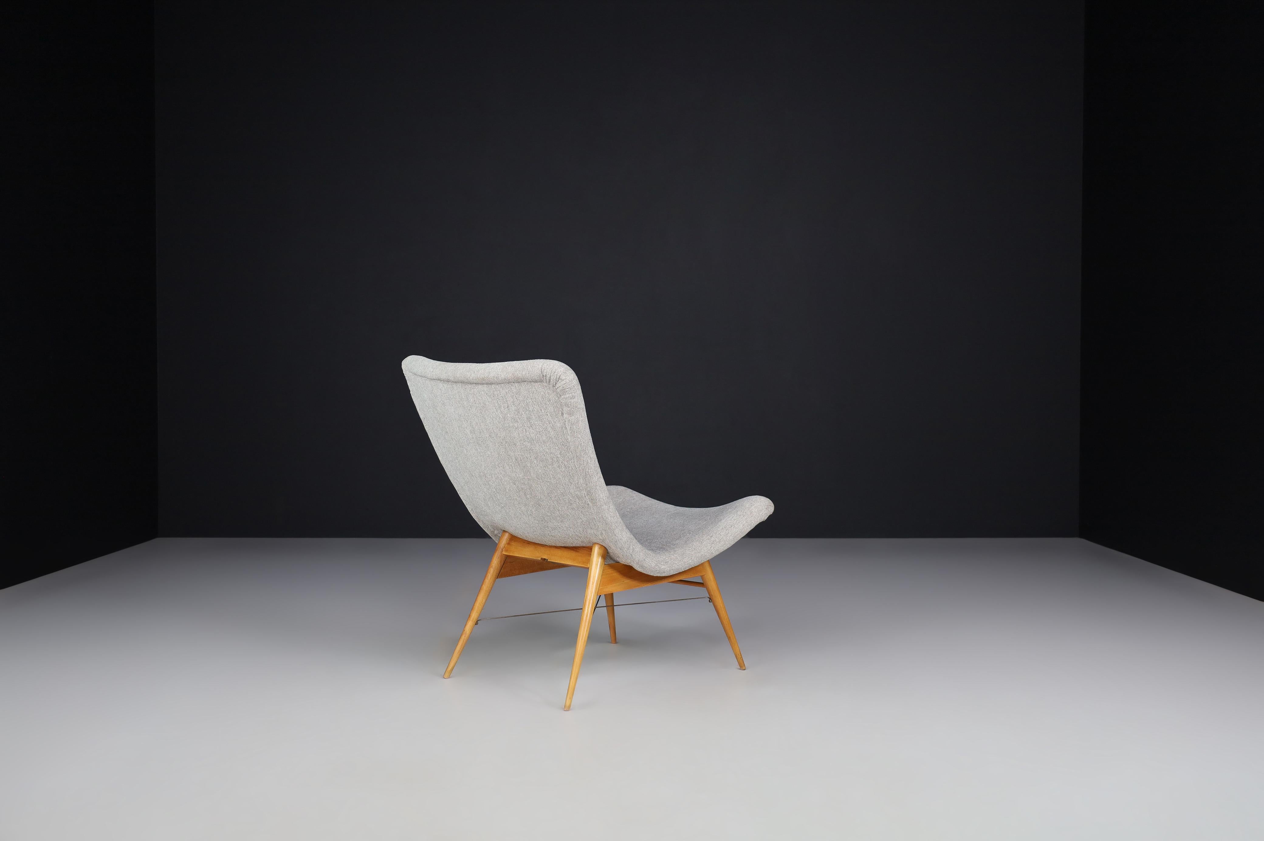 Miroslav Navratil Lounge Chairs, Fiberglass Shell and Fabric, 1959 For Sale 8