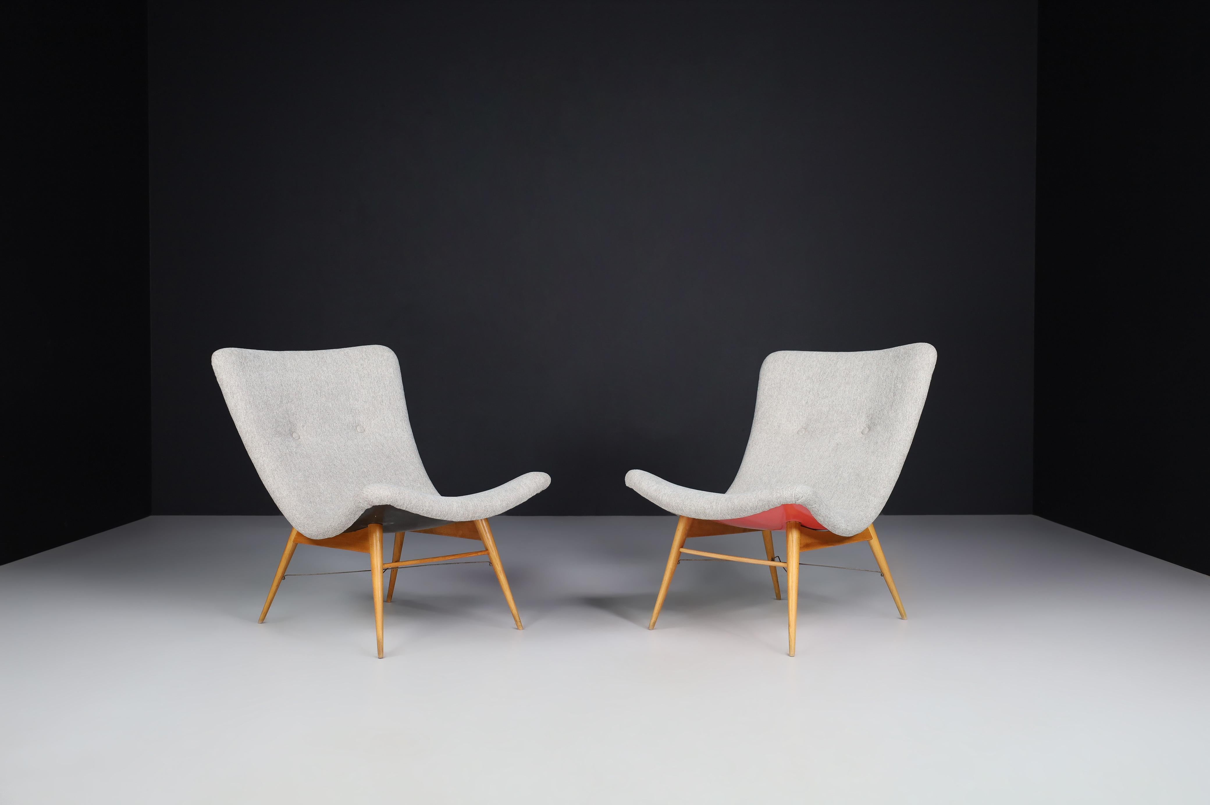 Miroslav Navratil Lounge Chairs, Fiberglass Shell and Fabric, 1959 For Sale 1