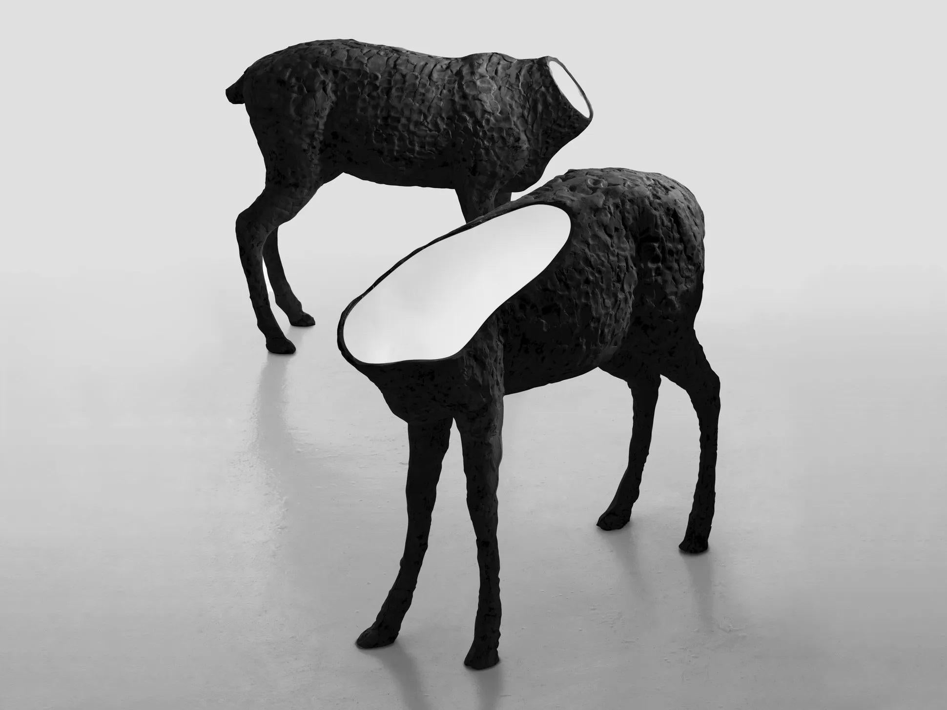 Moderne Miroir sculpté Mirroe par Imperfettolab en vente