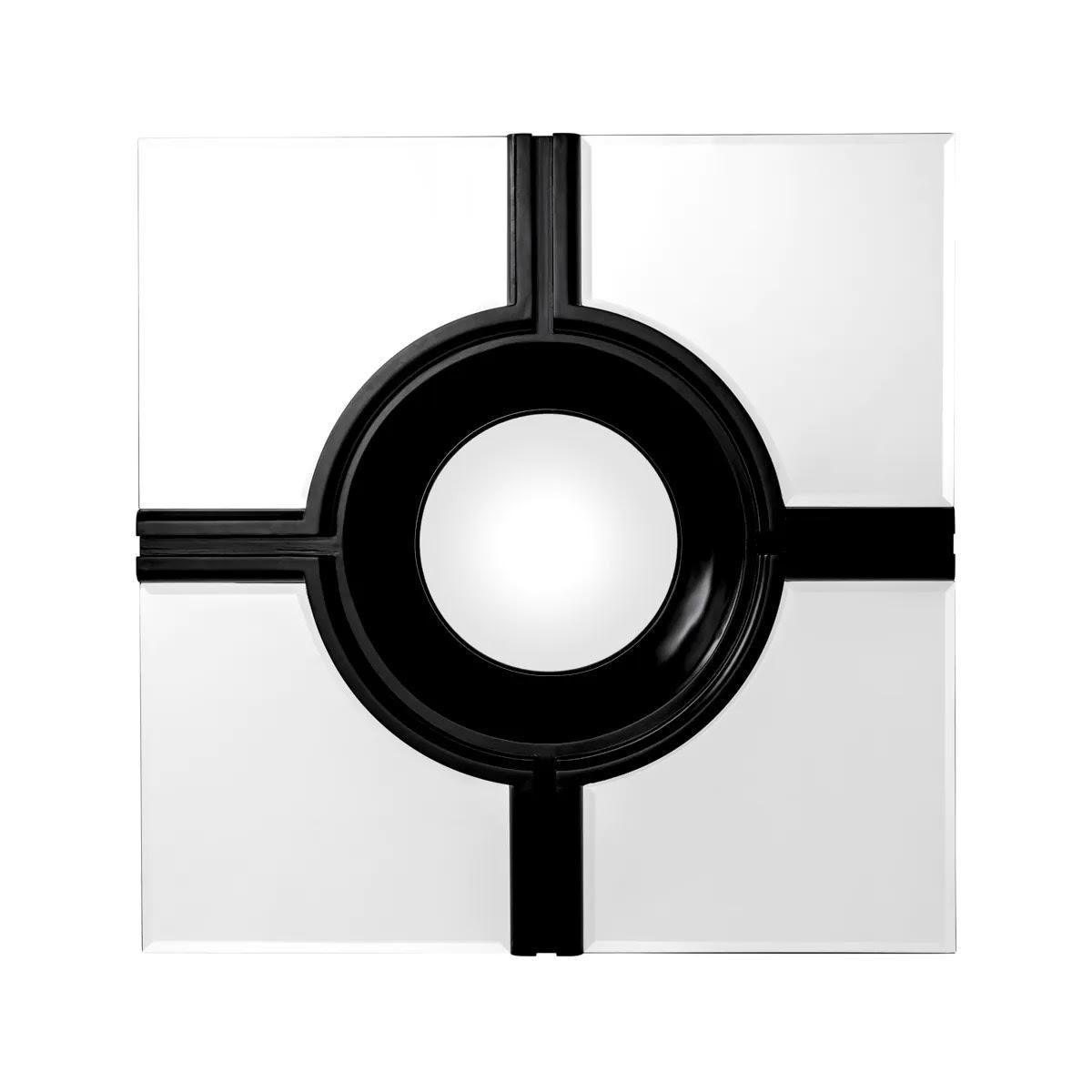 Miroir, finition noire, et miroir central convexe.

Inspiré des luxueux miroirs Art déco, ce miroir carré est idéal pour les intérieurs classiques et contemporains.
Son cadre noir aux lignes épurées permet aux quatre segments de verre miroir d'angle