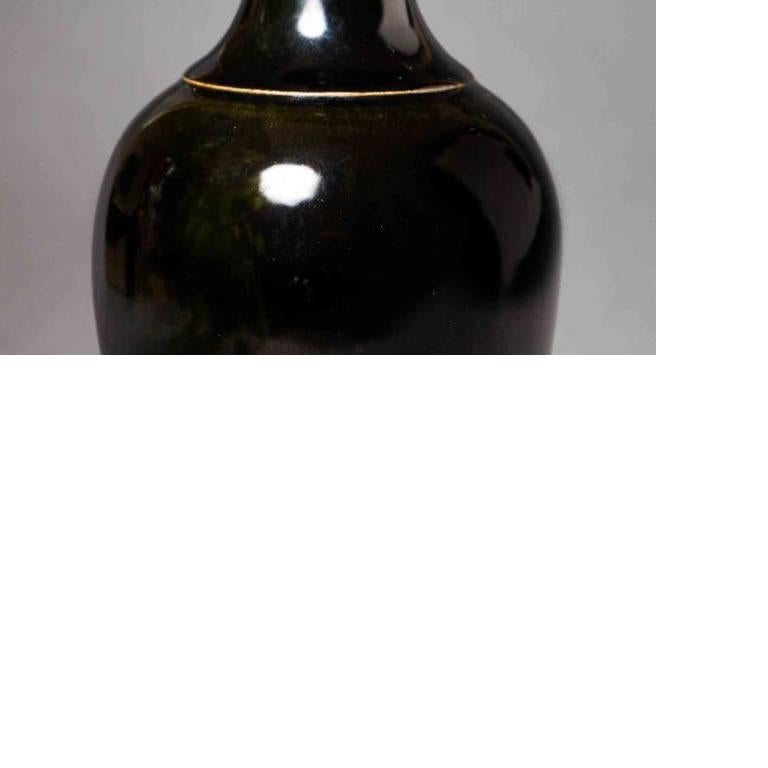 Mirror Black Glazed Jar, 1900, Chinese In Good Condition For Sale In Monterey, CA