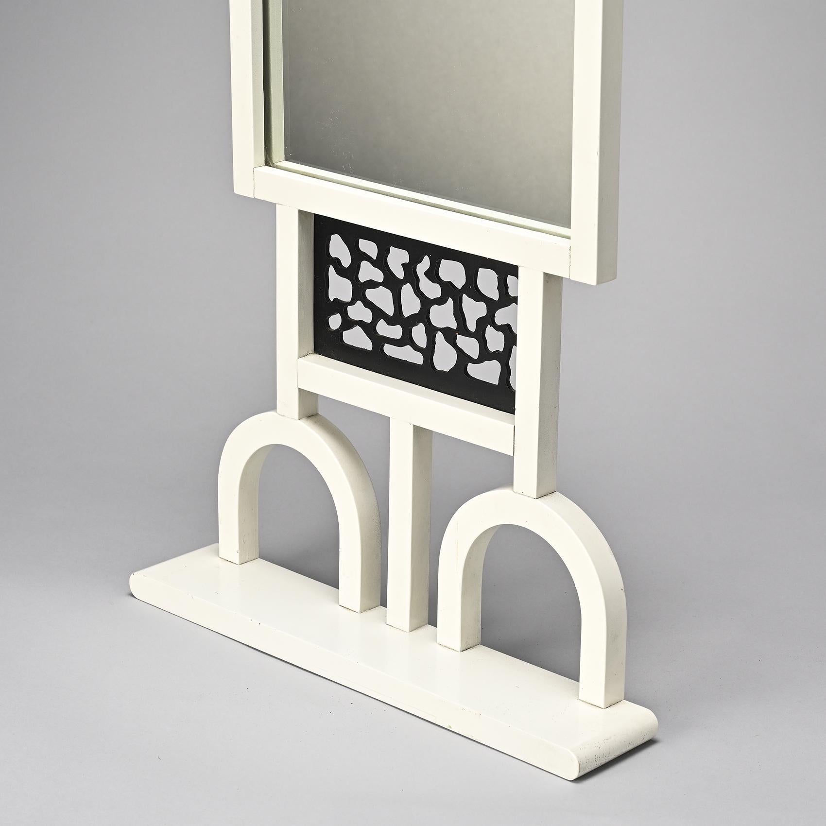 Mirror by George J. Sowden, Memphis 1986  For Sale 3