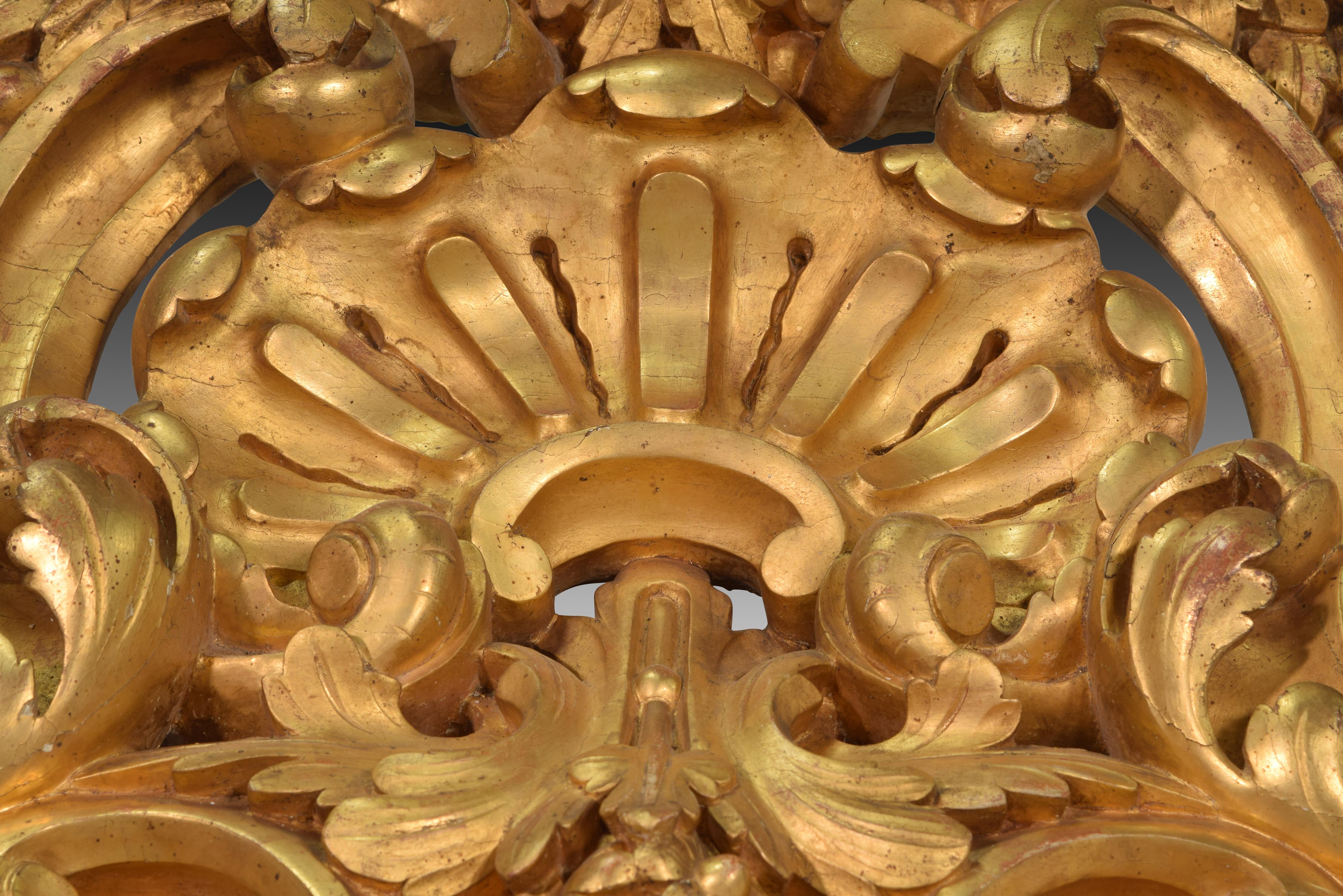 Spiegel. Geschnitztes und vergoldetes Holz. Spanien, 19. Jahrhundert.  im Angebot 2
