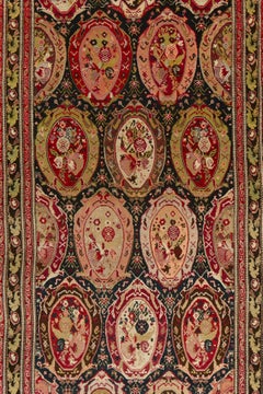 Mirror-Design Antique Karabagh Gallery Tapis
