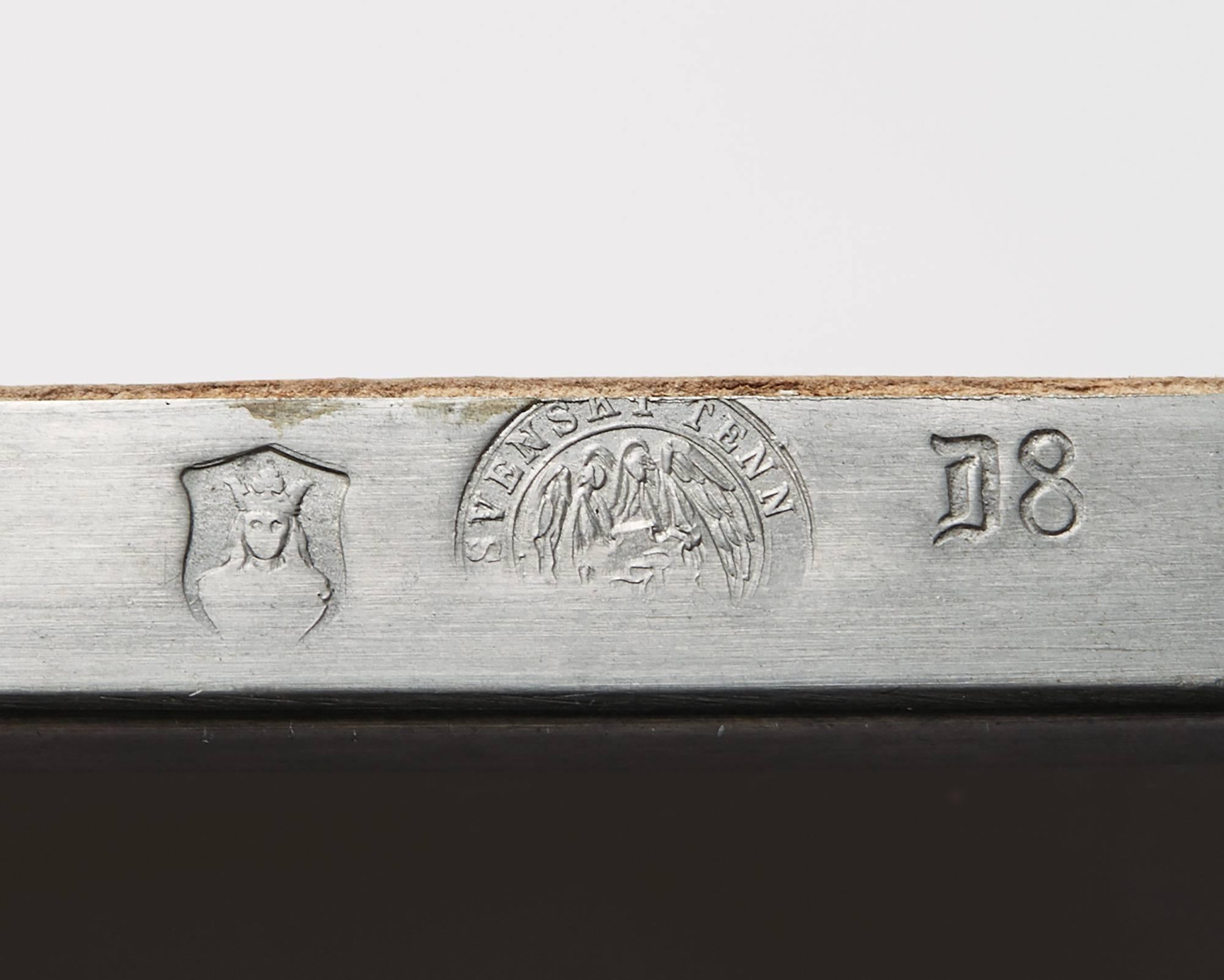 Espejo de 1930 de Björn Trägårdh para Svenskt Tenn - Modernista sueco con marco de latón Sueco en venta