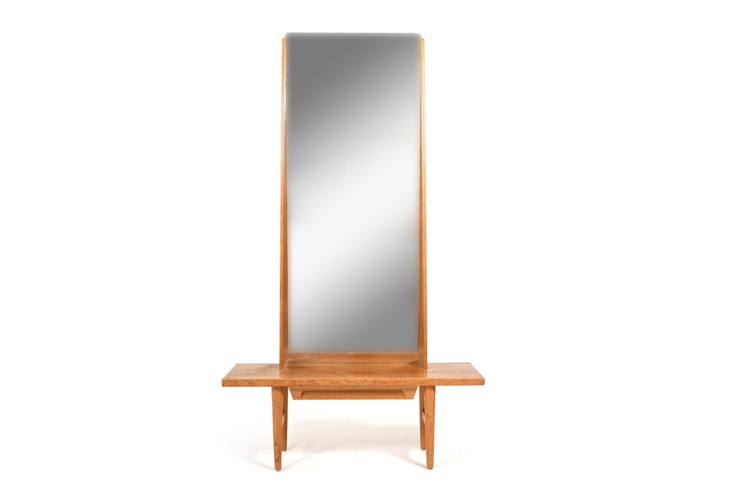 Fine mirror dresser / entry mirror by Kurt Østervig for Emmaboda Möbelfabrik Sweden 1960s. Made in oak. Original stand