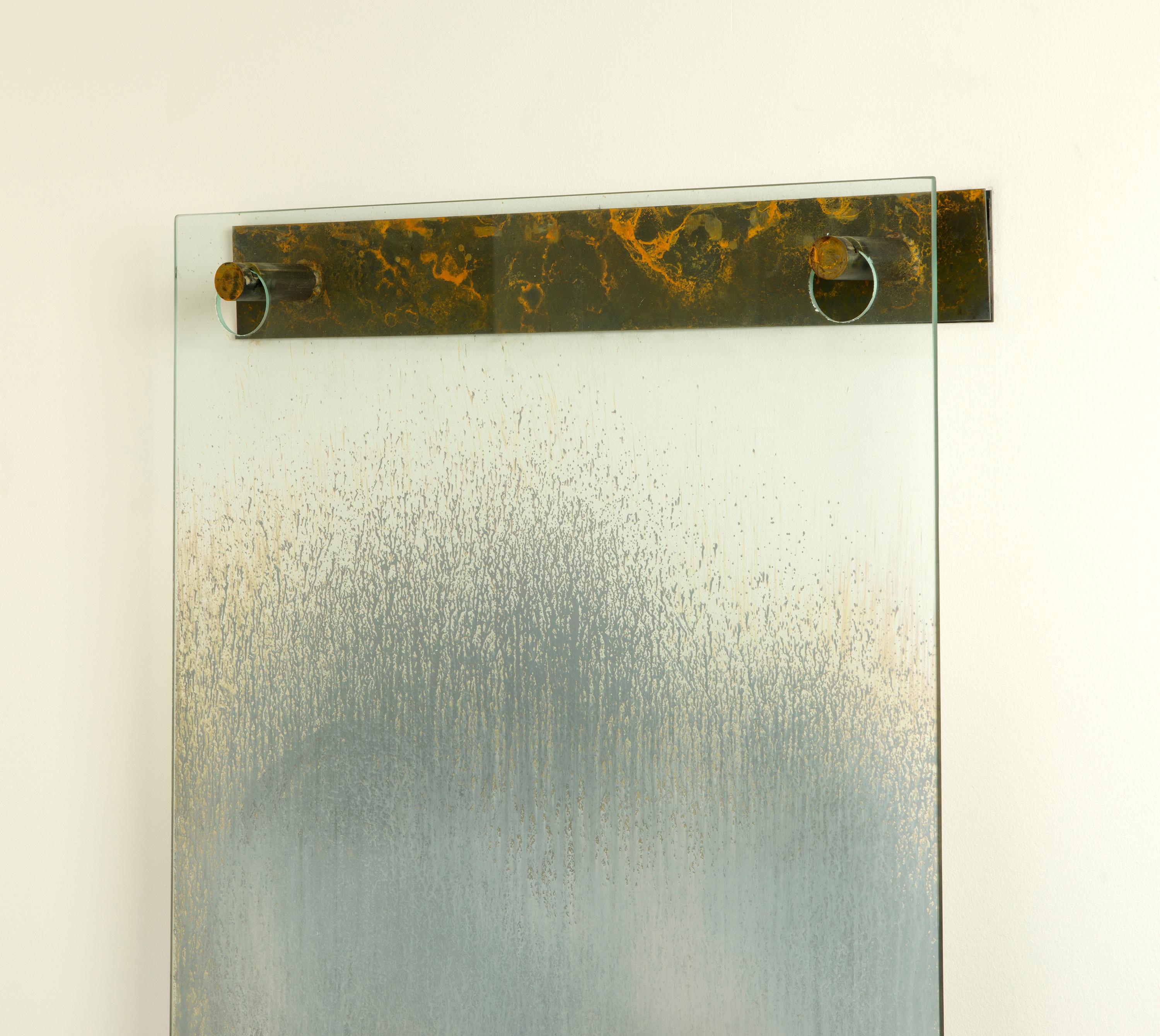 Mirror for Cy Twombly
Gregory Nangle, 2016
Silvered glass, bronze bracket with potassium-tobacco meltdown patina
84 x 30 x 4.5 in

Due to the unique variations of the creative process, each piece is one of a kind. 
