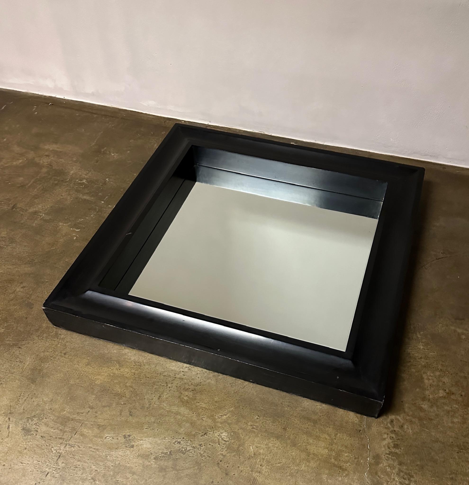 Mirror in Black Frame In Good Condition For Sale In Los Angeles, CA