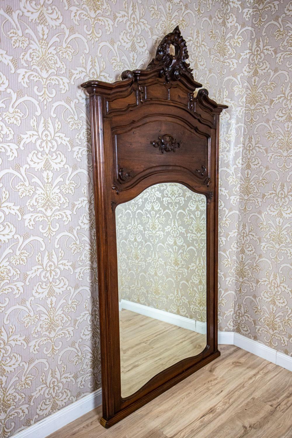 Floor Mirror From the Early 20th Century in the Louis XV Style For Sale 7