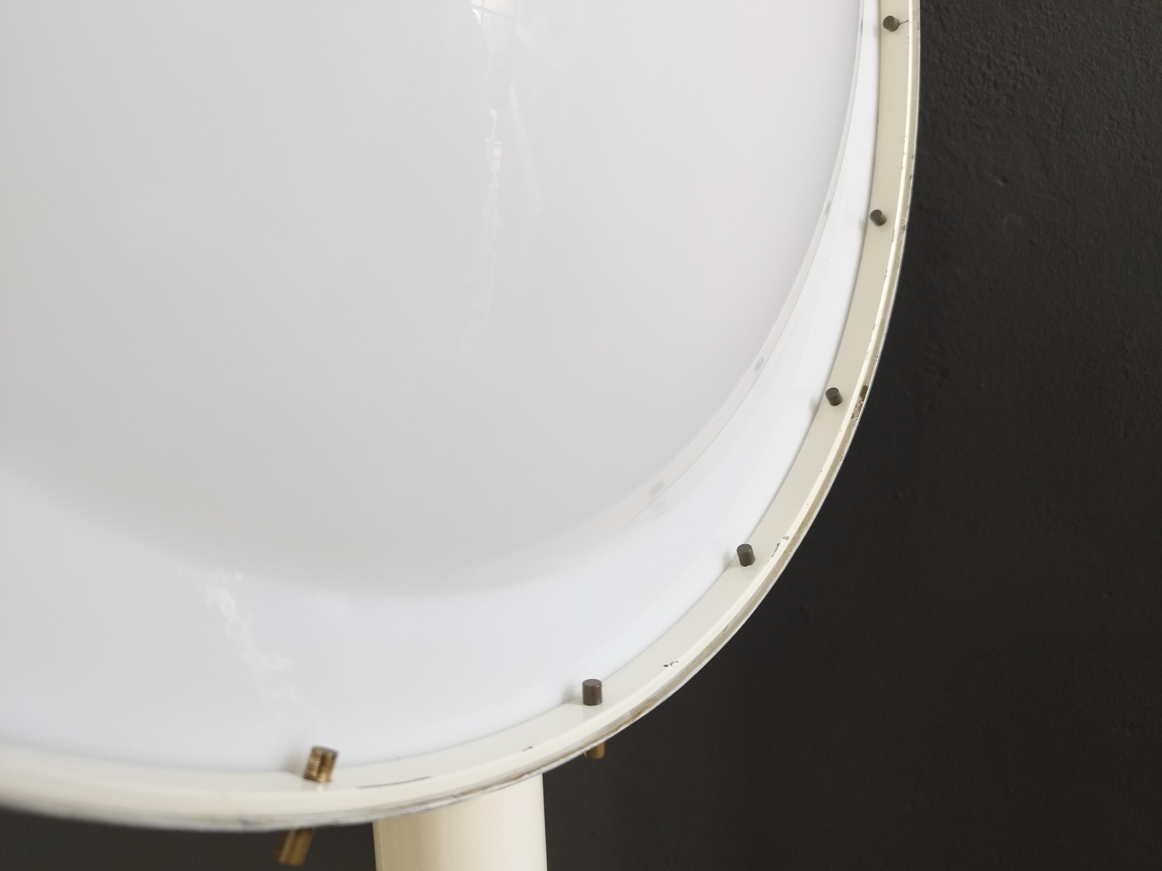 Spiegelnde Lampen im Zustand „Gut“ im Angebot in Milano, IT