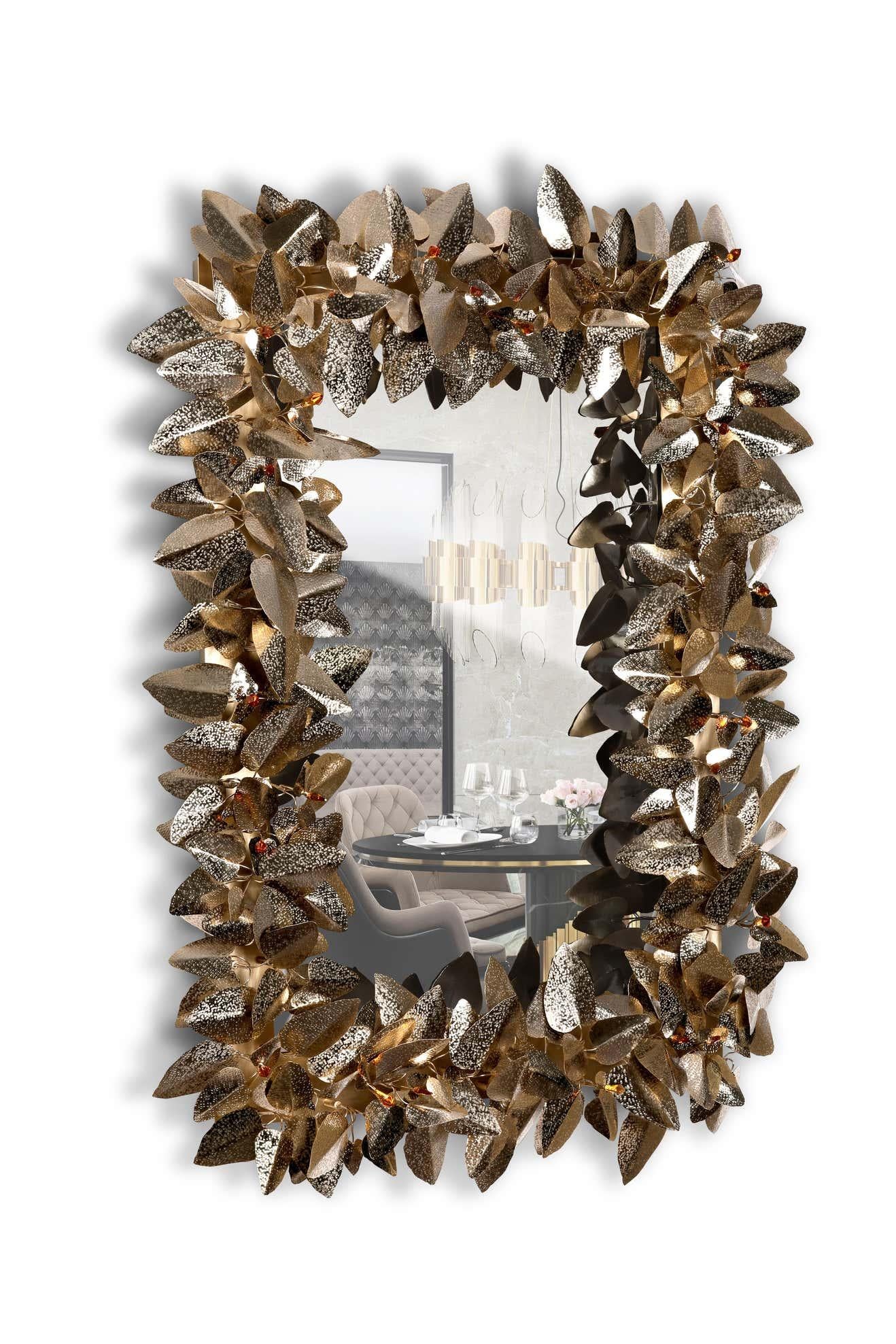 Mirror leaves
Body: Brass, Mirror & Swarovski Crystals
12x g9 Halogen Bulbs (40W max) *USA not included
Estimated Production Time: 13 - 14 weeks
Measures: Height: 106 cm
Width: 76 cm
Depth: 13 cm.